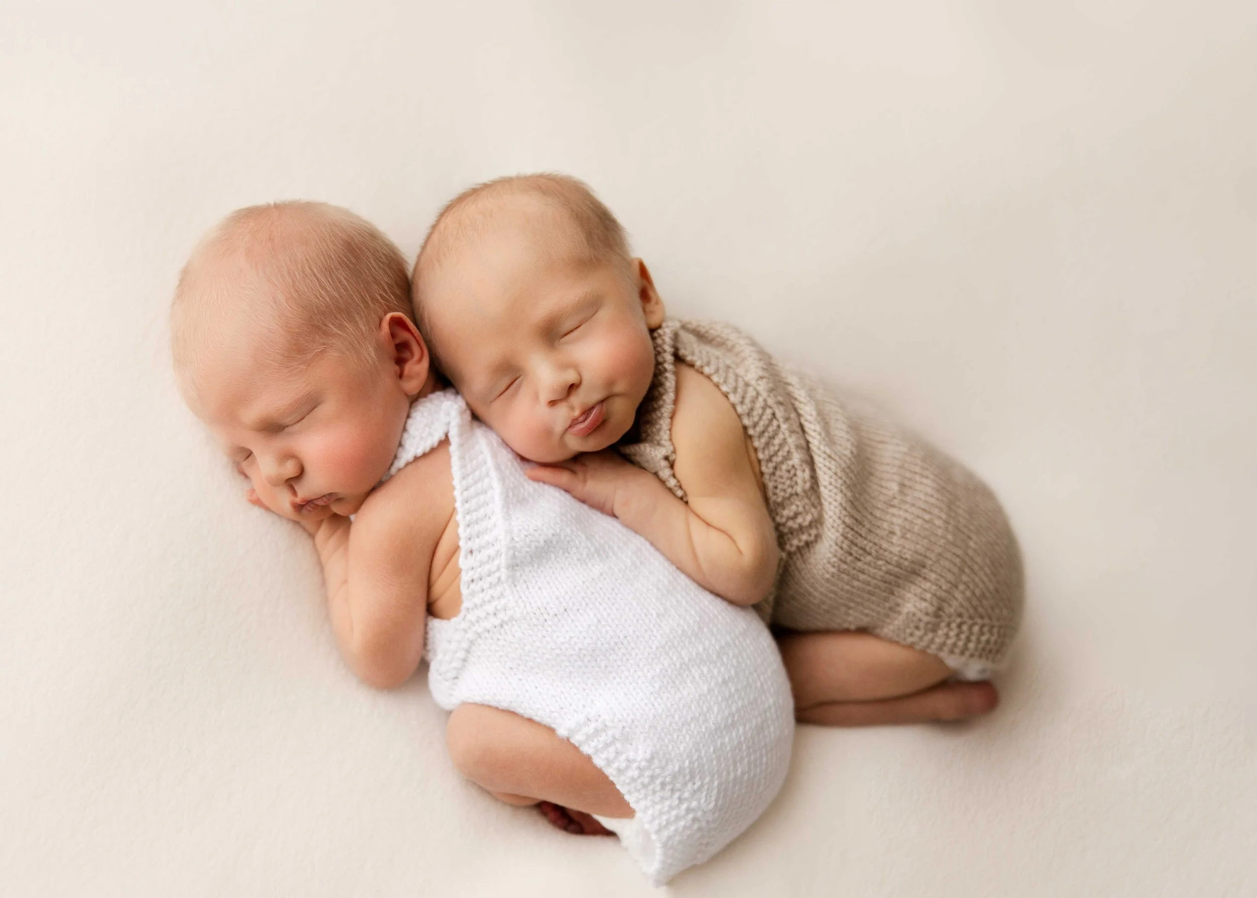 Twins-8.jpg