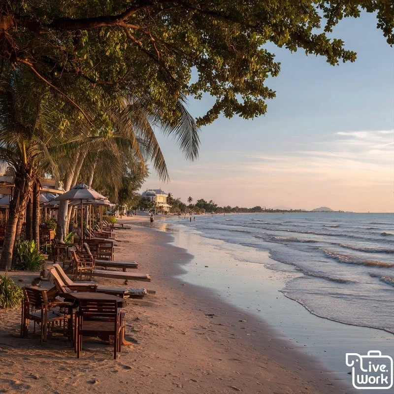 First Time in Hua Hin: A Low-Stress Long Weekend of Beaches, Night Markets, and Calm Coastal Rhythm