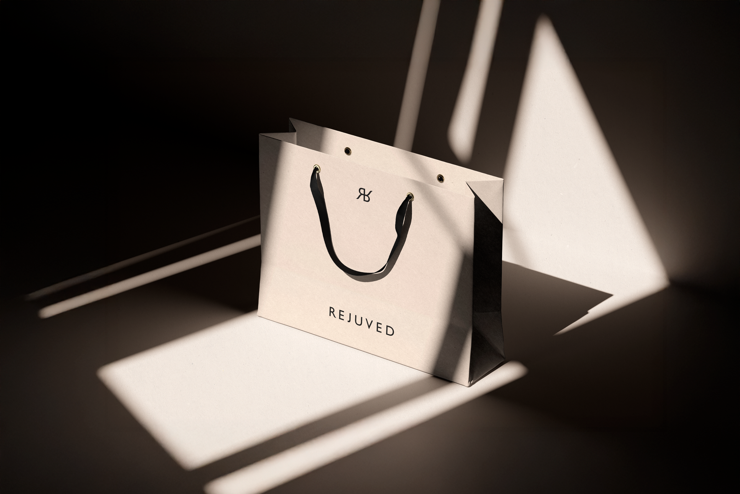 BAG MOCK UP.png