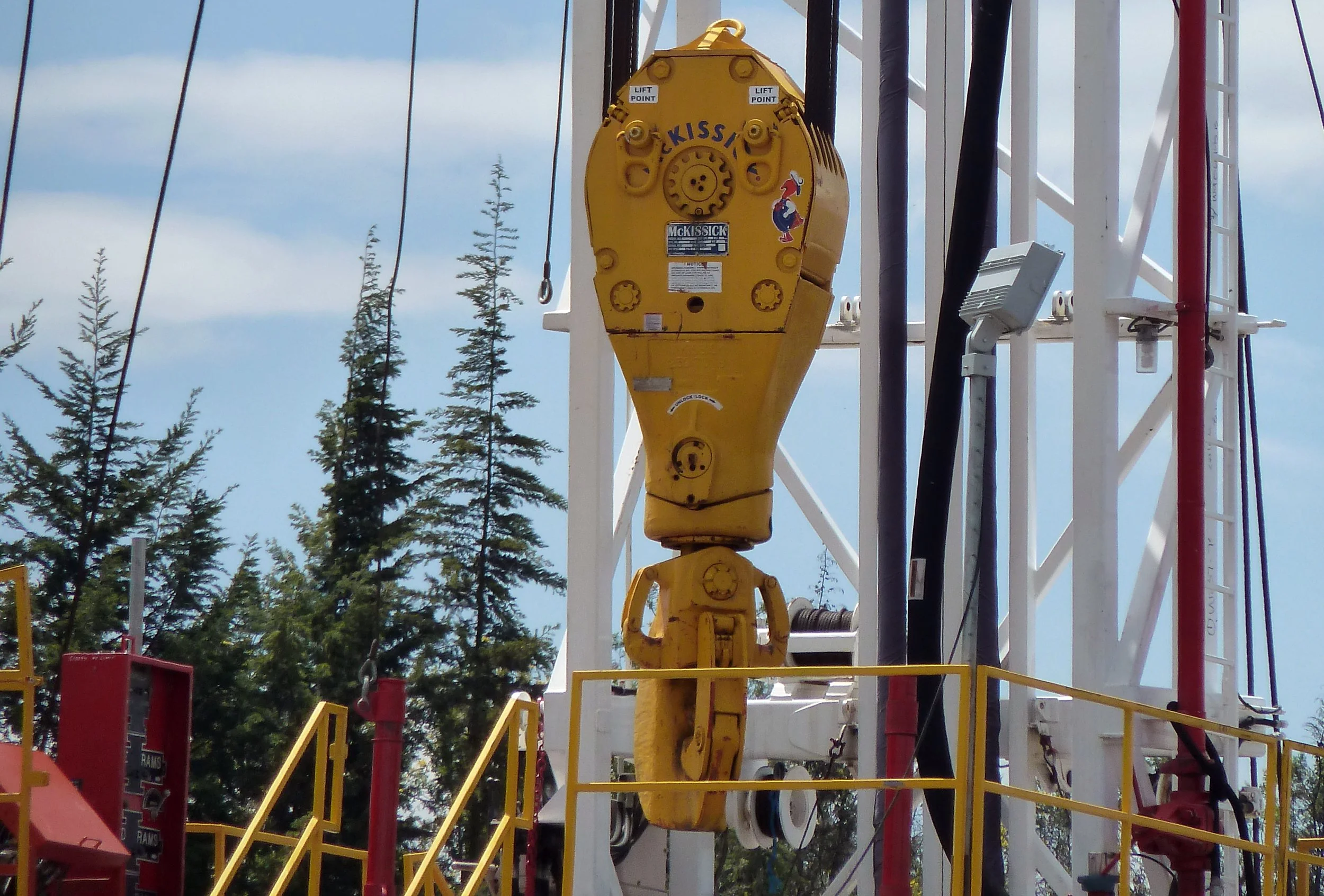 New Standard Achieved in Responsible and Transparent Energy Development and Procurement