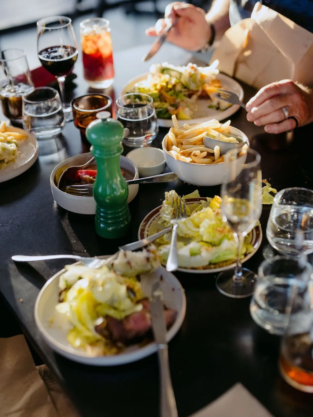 There are a few reasons to book for dinner this week&hellip;

New menu items appearing 👀 
Weathers looking good ☀️ 
Tables are filling fast 🍽️ 

Jump online to book!
Weds&ndash;Sat from 5pm