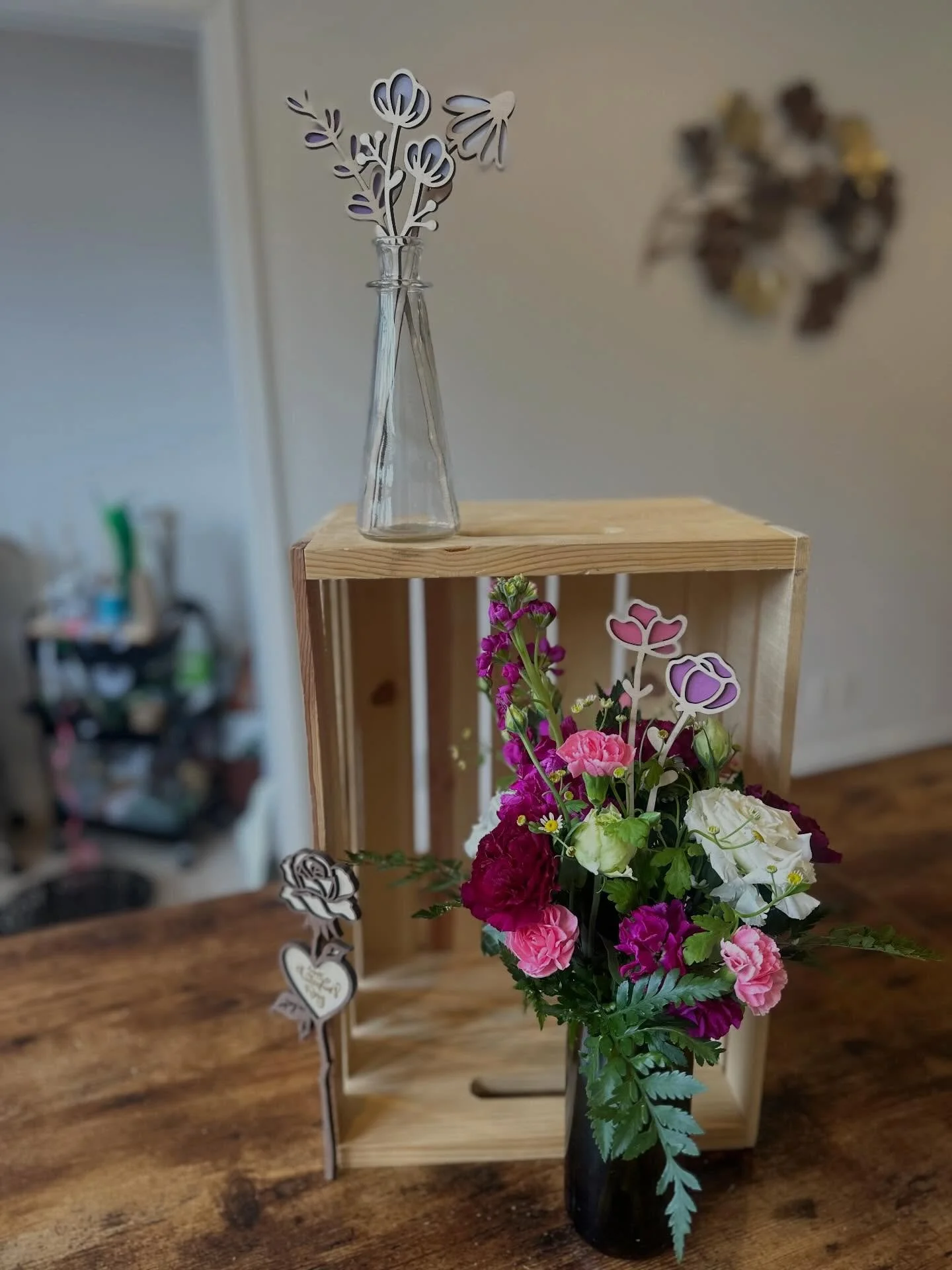 🪻Exciting News!🪻
We&rsquo;re thrilled to announce that we are now carrying creations by Wyldfflowers 🌿✨ &ndash; a small business crafting small-batch, botanically inspired creations!
Discover their hand-painted, multi-layered 10&rdquo; wooden flow