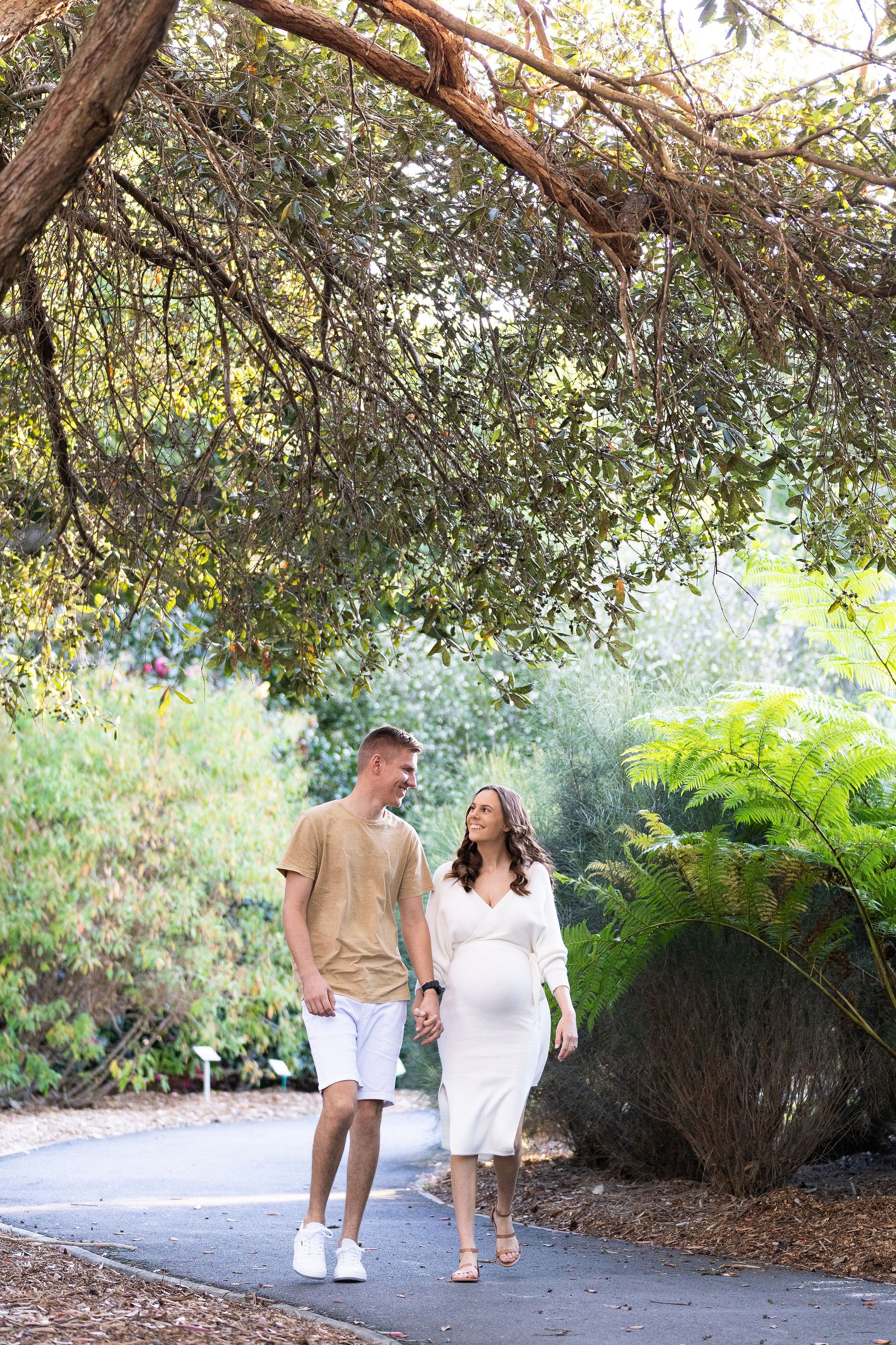 maternity_photos_noosa_botanical_gardens-15.jpg