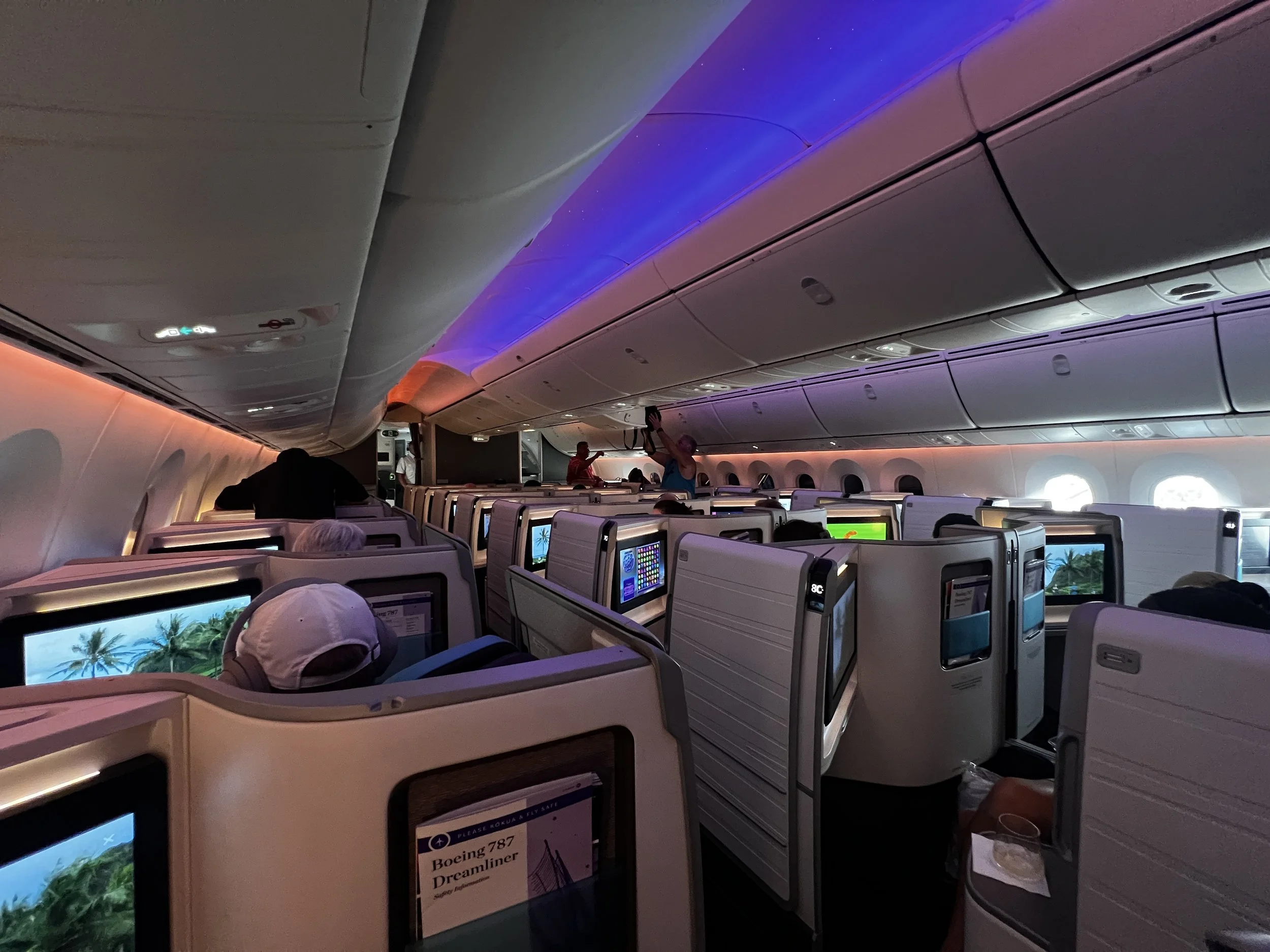 Dreamliner Flights to Maui Are Back This Holiday Season
