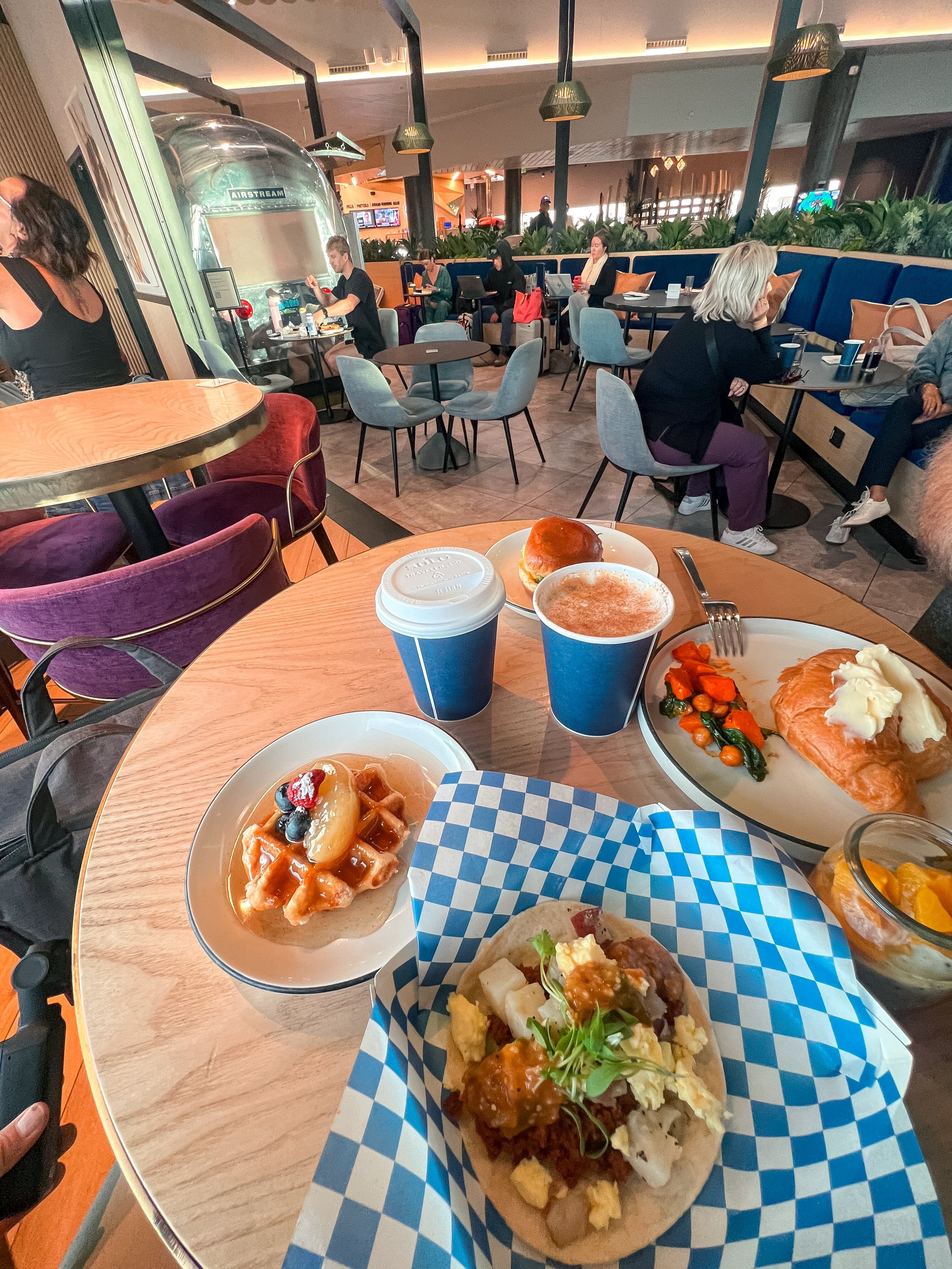 Chase Sapphire Lounge Priority Pass Access Ends Aug. 15: What It Means for Hawaiʻi Travelers