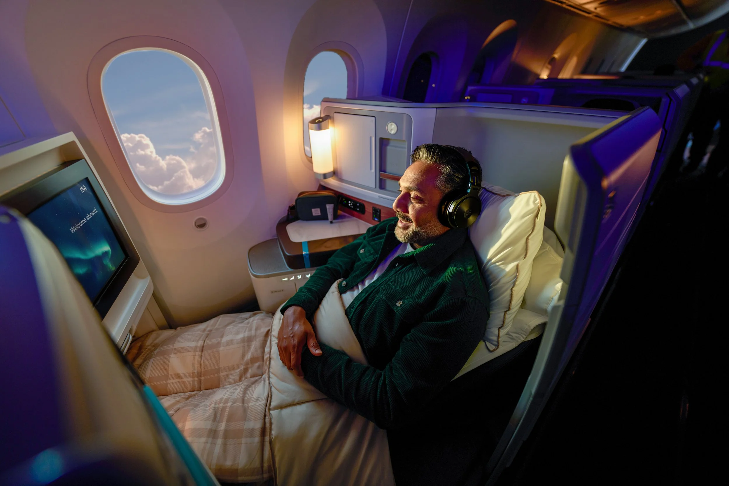 Book Hawaiian Business Class With Points: 26K Finnair Avios