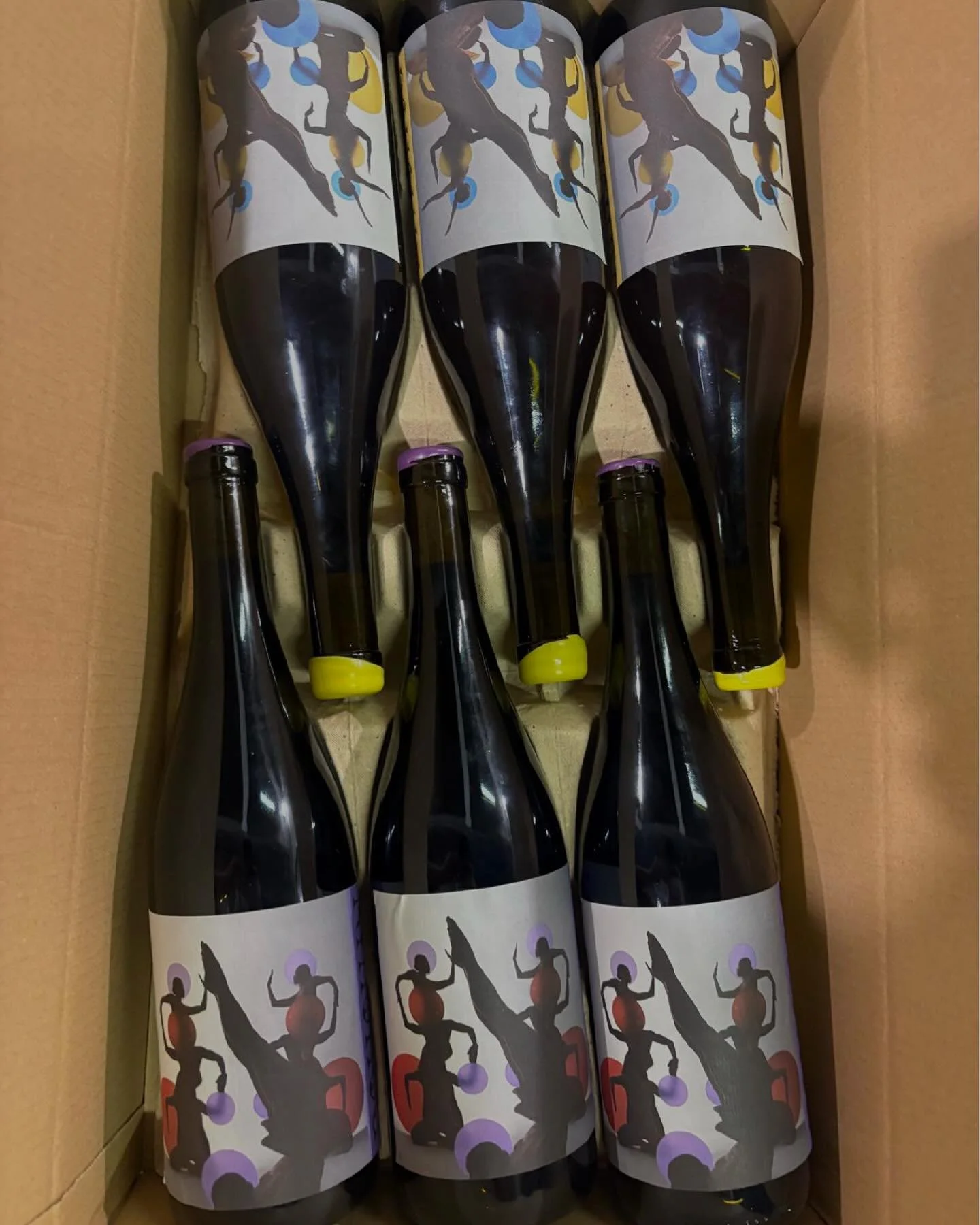 Client spotlight: ROUQUIN

A natural wine project built from the ground up.

ROUQUIN handles wine consulting &amp; lists, wine sourcing, wine importing and 
private trips.

We&rsquo;ve handled the brand design, and full 360 creative direction across 