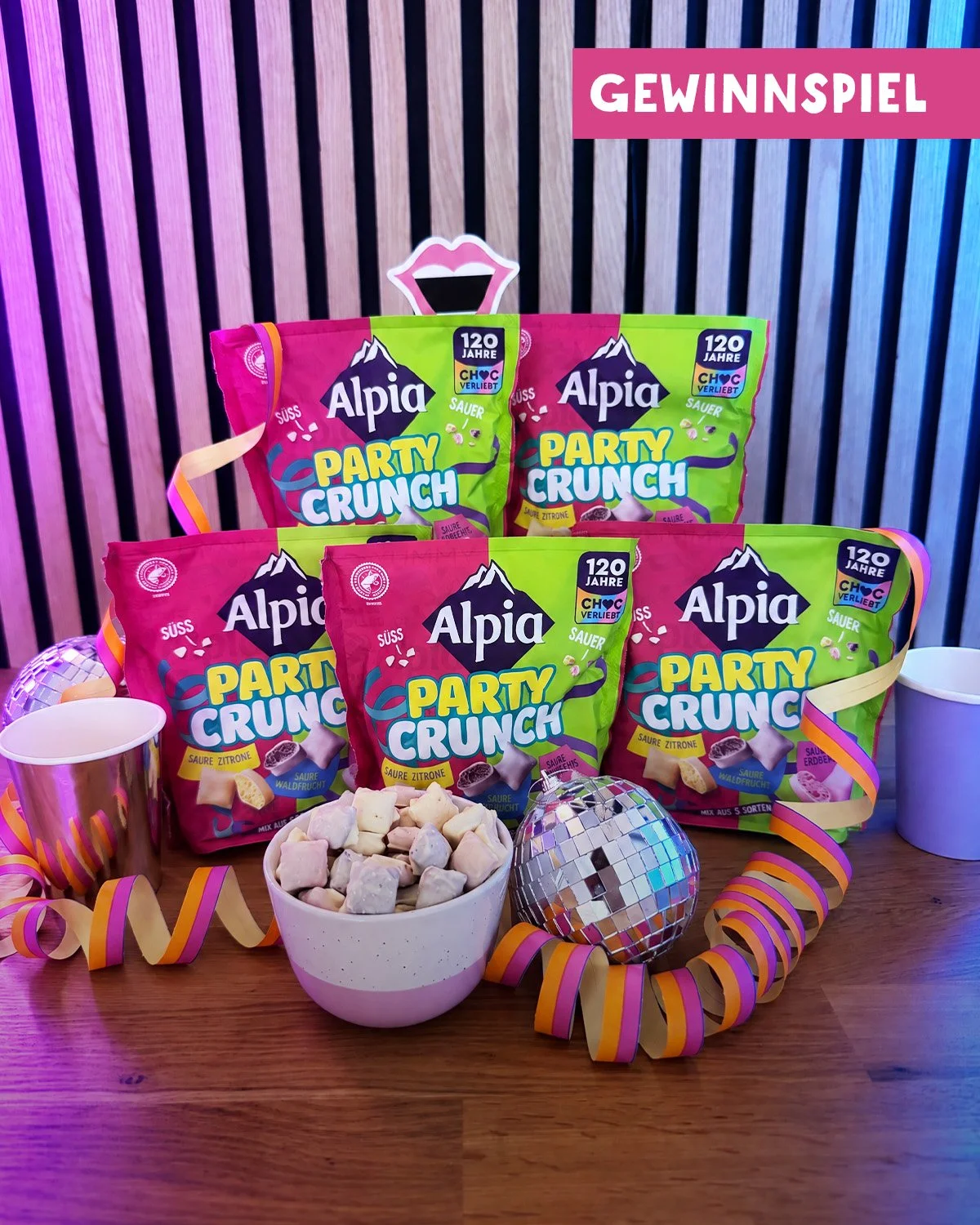 🎊 GEWINNSPIEL 🎊

120 Jahre und kein bisschen partym&uuml;de. 🕺🍫 Und was darf auf unserer Geburtstagsparty nat&uuml;rlich nicht fehlen? Richtig: ordentlich Crunch! Deshalb feiern wir unser Jubil&auml;um mit unserer neuen Sorte Party Crunch und ver