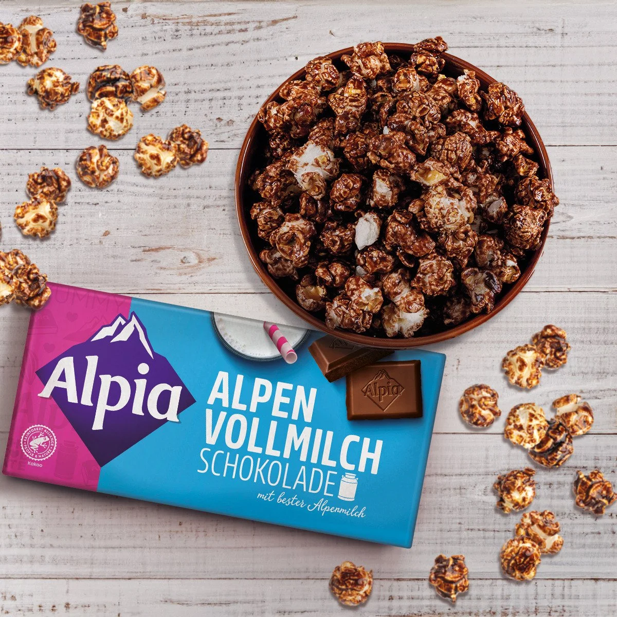 Alpia Alpenvollmilch – die perfekte Schokolade zum Backen: hier als süße Zutat für knuspriges Popcorn im Rezeptmoment.