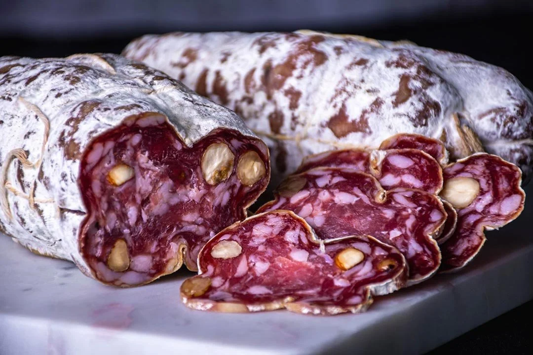 saucisson-noisettes-close.jpg