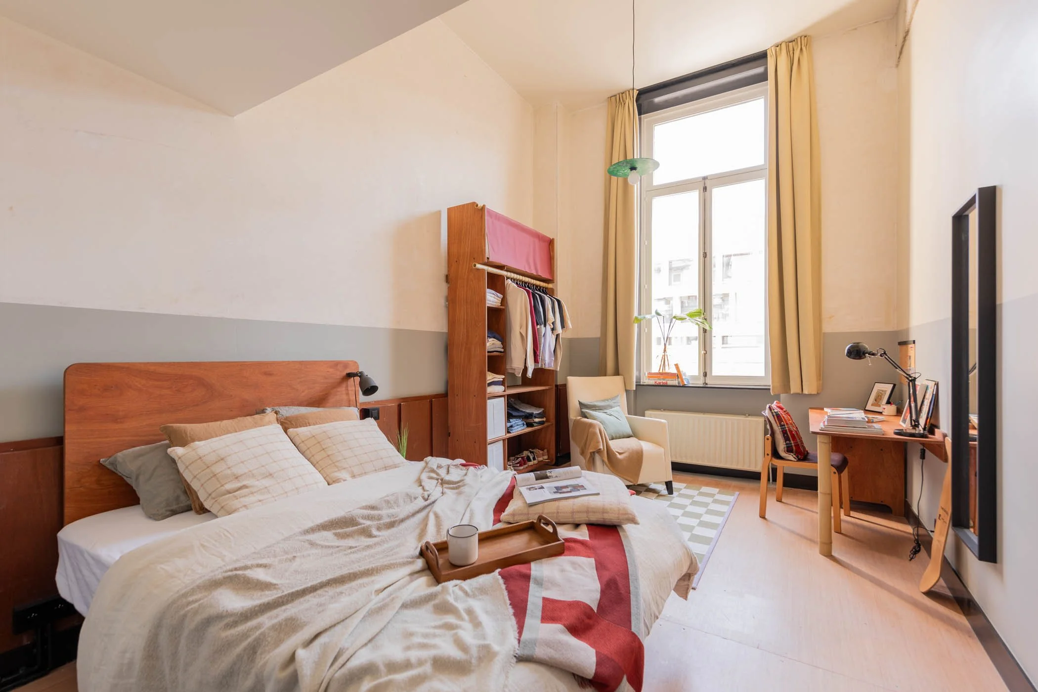 cohabs-house-passagedunord19-20807-coliving-brussels-unit_2-staged-bedroom-lifestyle-interiordesign.jpg