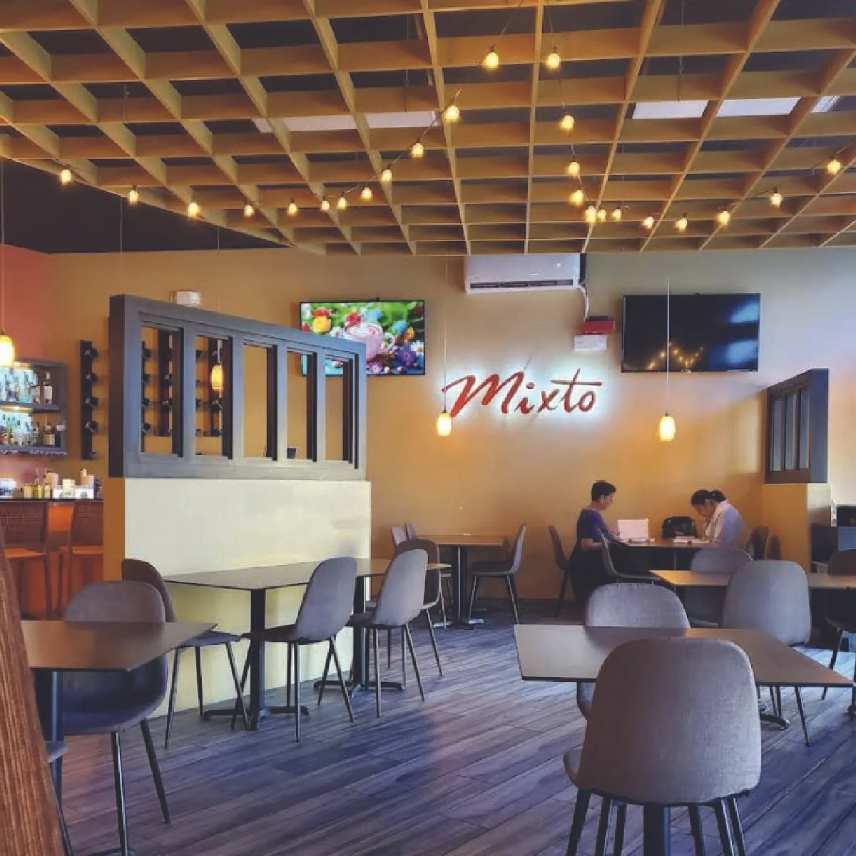 Mixto International Cuisine