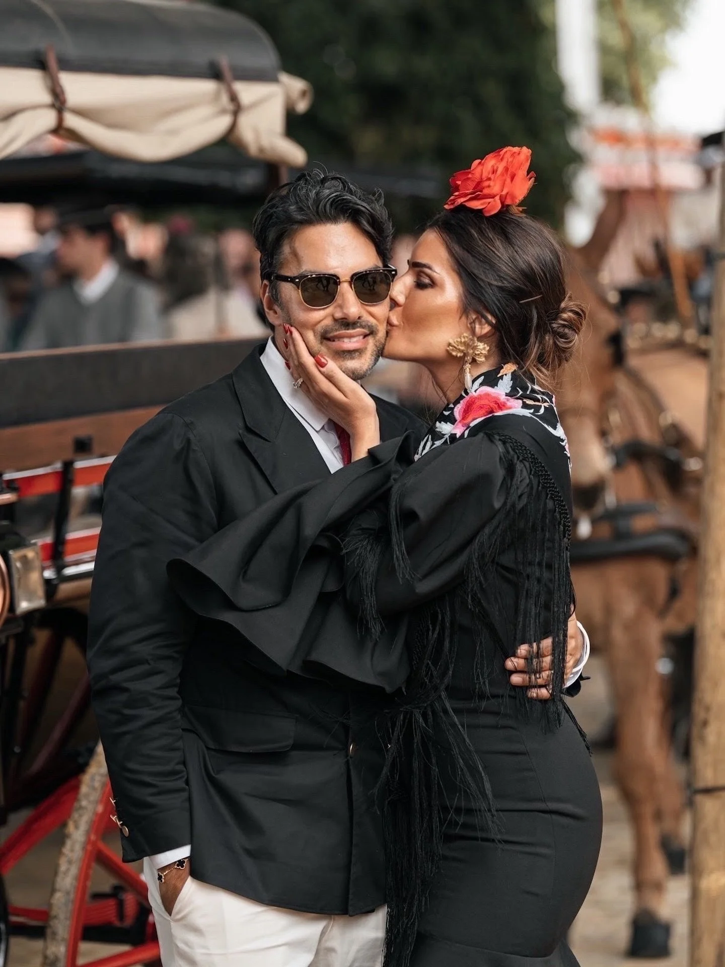 📸 @olialikhobitska Feria de Sevilla 💃🏻 @maria_sandaliaa @rick.singh1 
&bull;
&bull;
&bull;
#fotografosevilla #feria #olialikhobitskaphoto