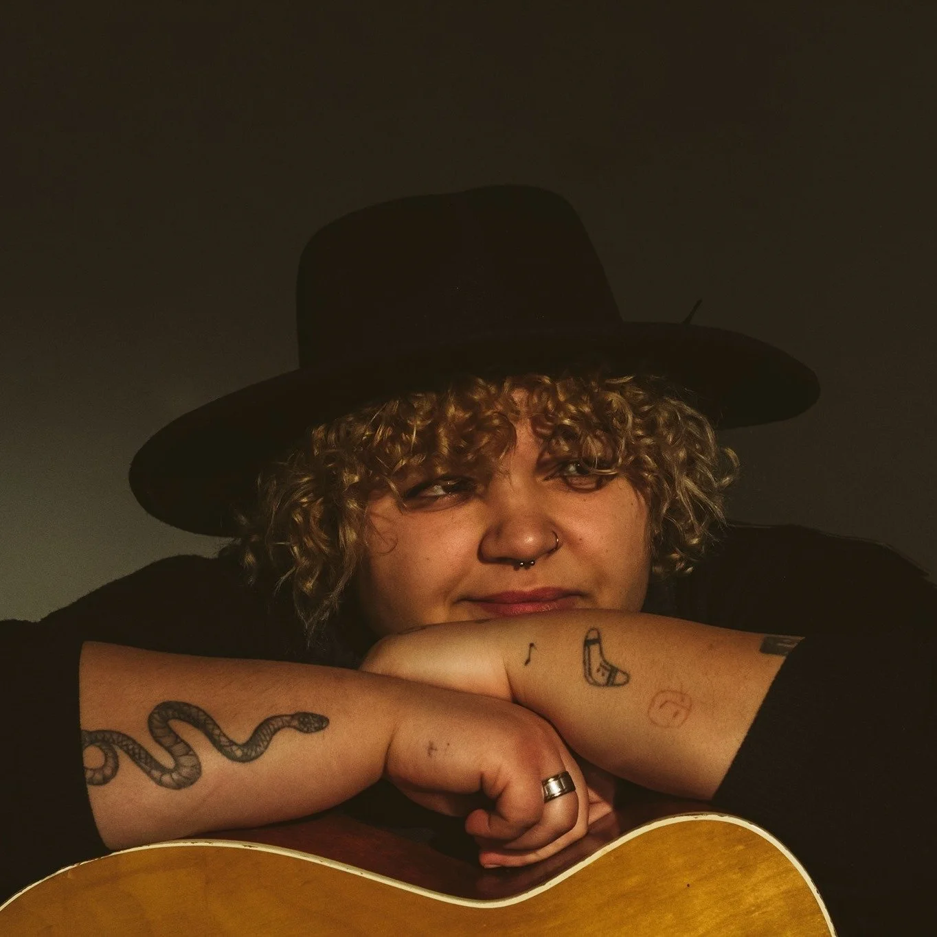 Next up in our Seasonal Concert Series at Huntsman Marine Science Centre is talented blues musician @jocereyome and highly acclaimed songwriter @danieljamesmcfadyen who share the stage at The Dunn Theatre on Saturday, April 11th! 

Joce Reyome - winn