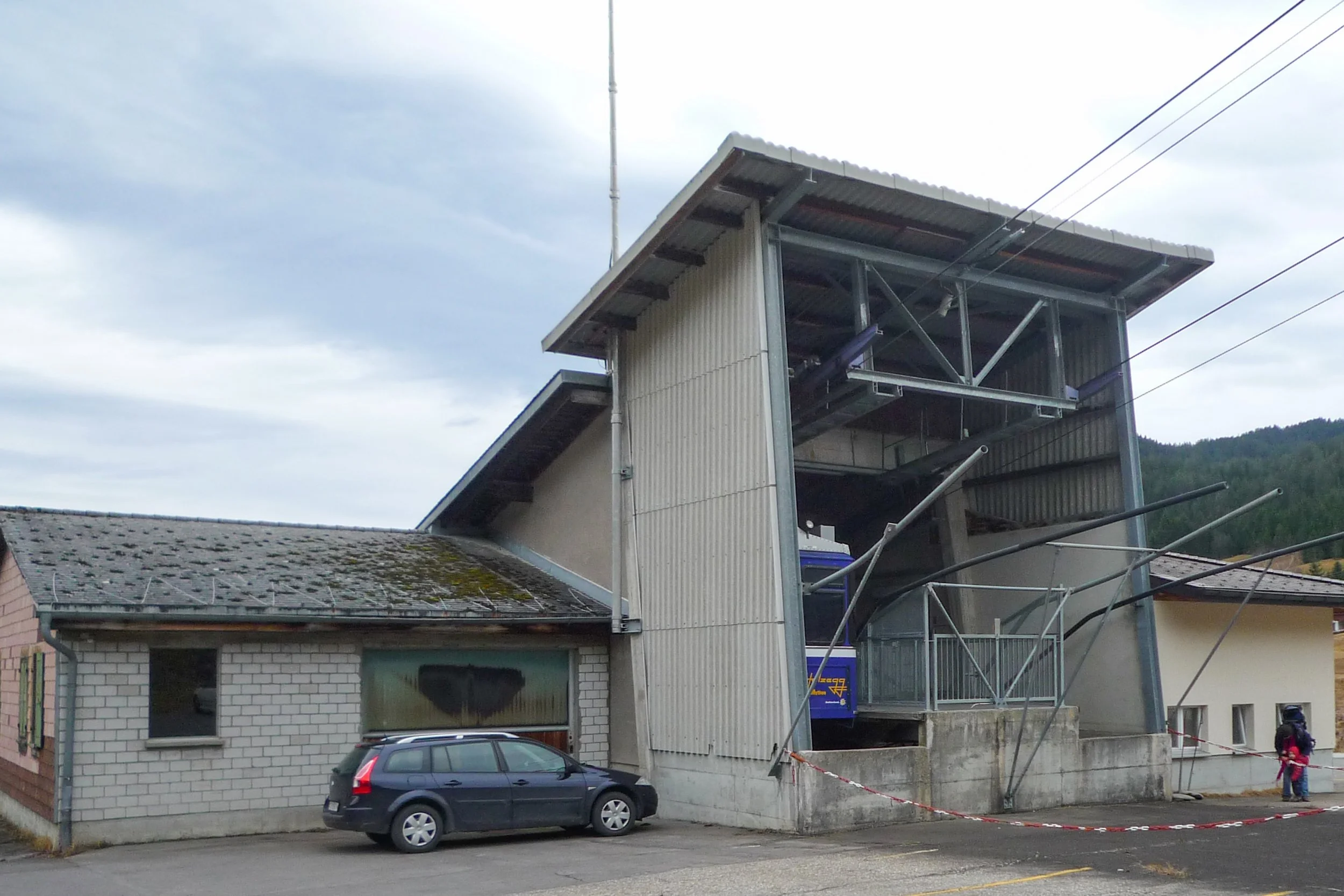 Nr. 002: 29. November 2009, Seilbahnstation Brunni, Gmde. Alpthal SZ
