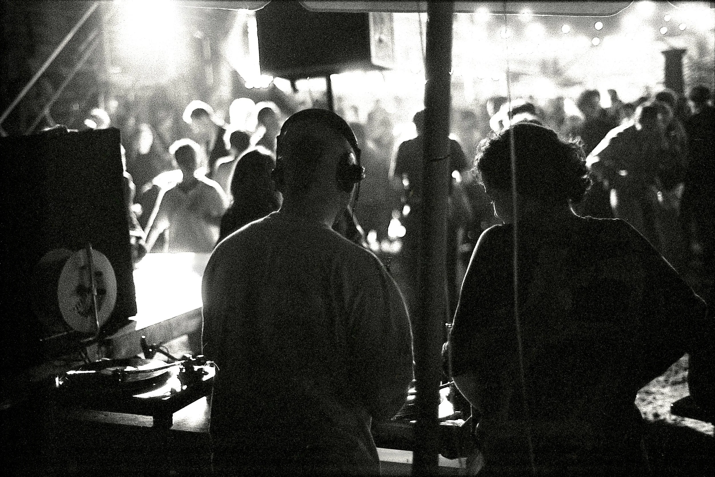 1.8.1991 DJs an der Open-Air-Disco, Gessnerallee Zürich