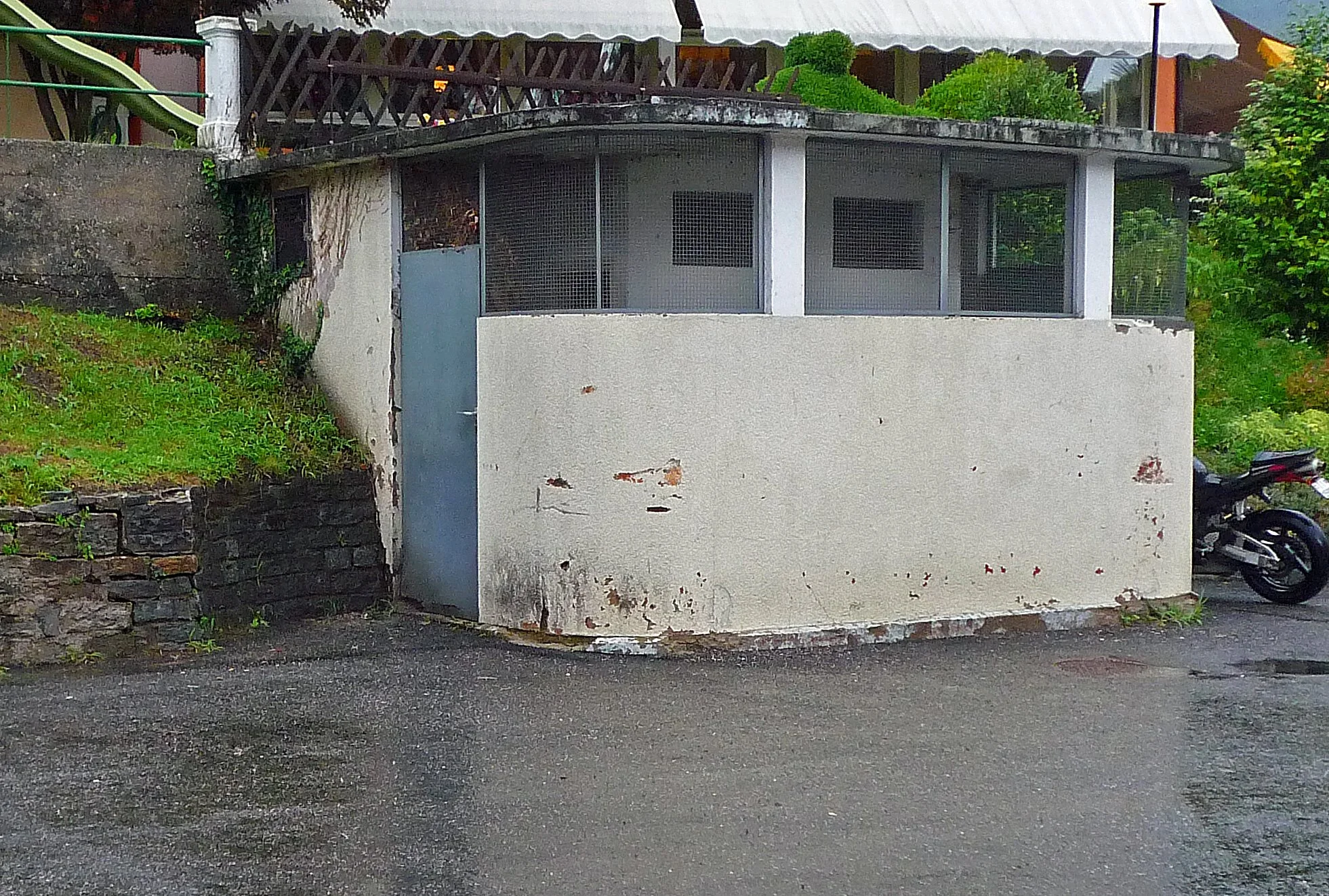 Nr. 010: 29. Juli 2013, WC in Tesserete (Stazione), Capriasca TI (abgerissen)