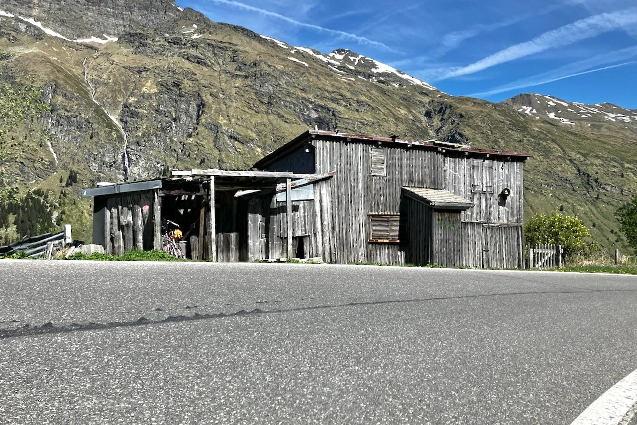 Nr. 152; 29. Mai 2026, Schopf beim Wägerhus Dürrabüel ob Hinterrhein, Rheinwald GR