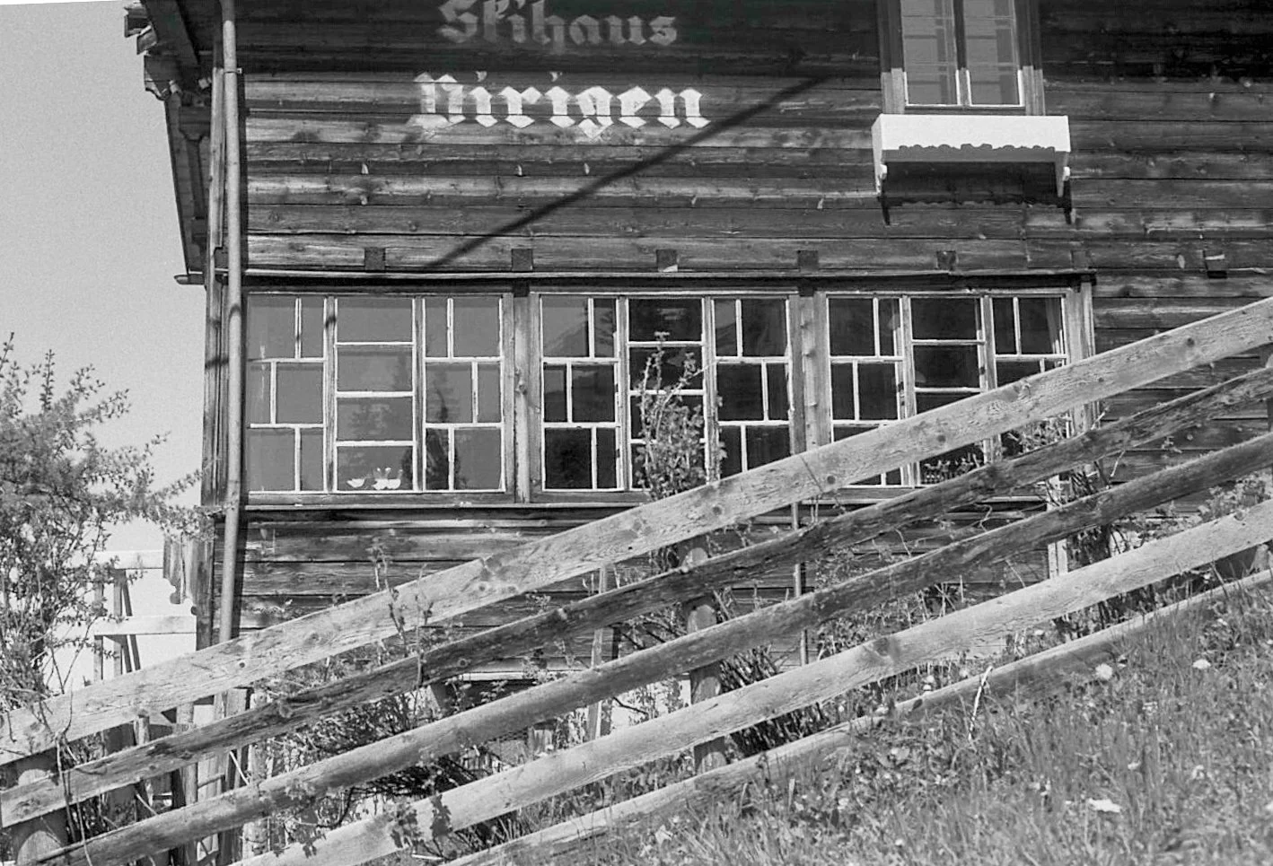 Nr. 037: Juni 2010, Skihaus Pirigen, Langwies, Gmde. Arosa (GR)