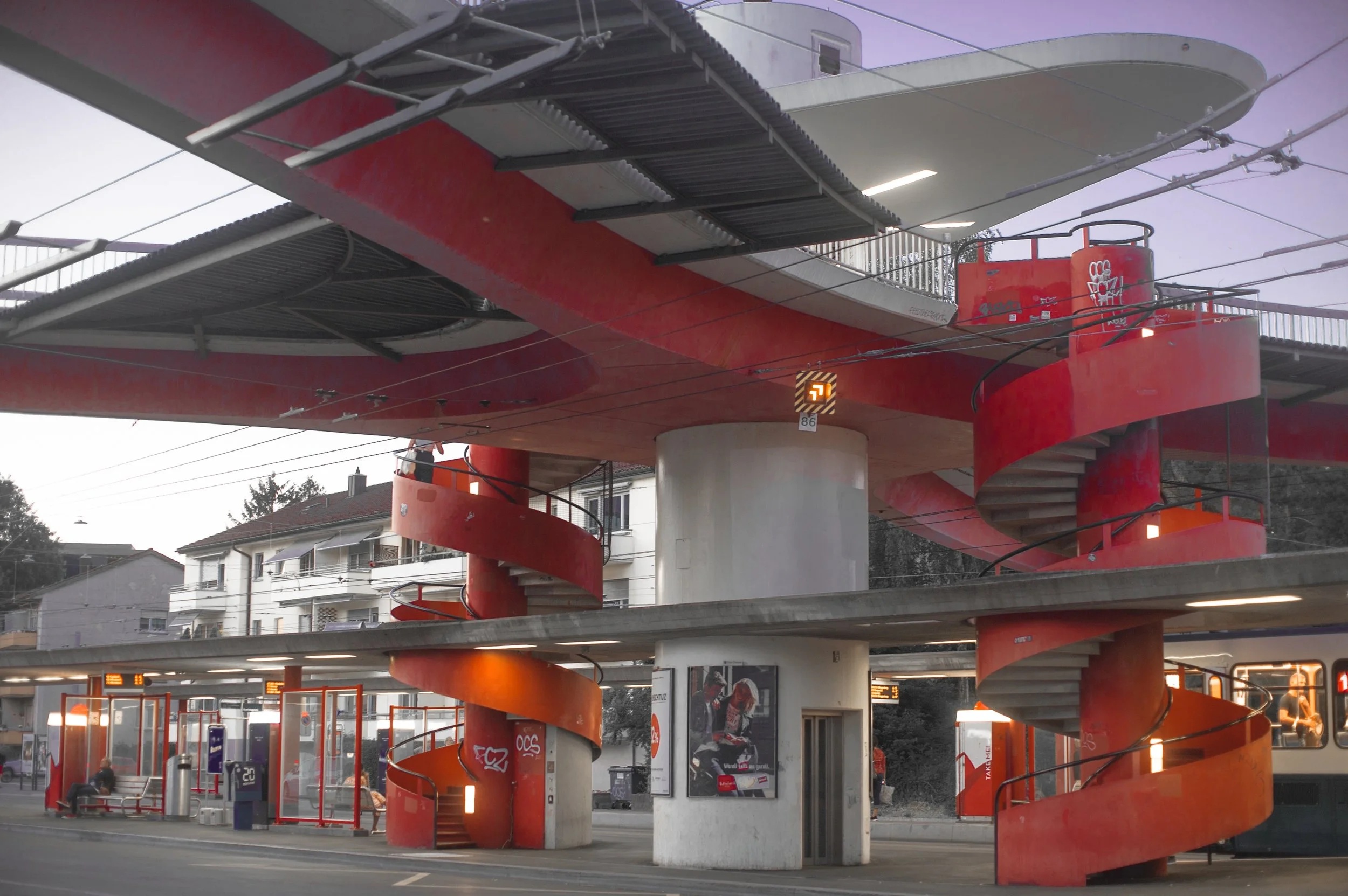 Nr. 028: 23 Juni 2020, Fussgängerüberführung 'Spinne', Bucheggplatz, Zürich