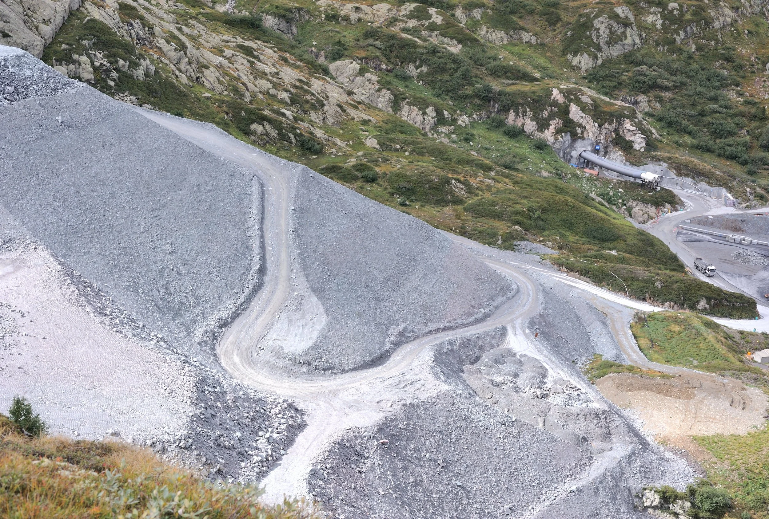 Deponie mit Aushubmaterial; Emosson