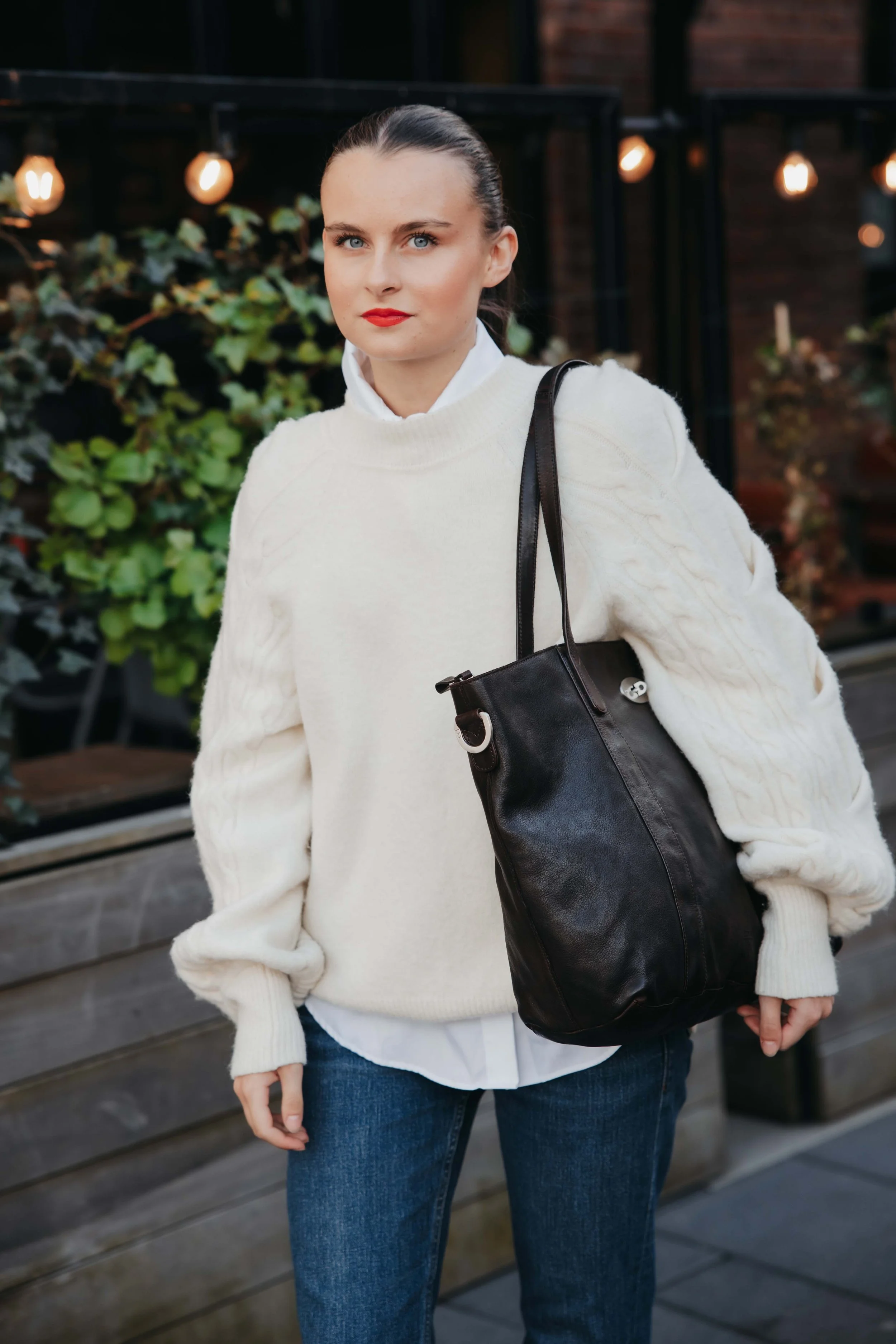 House-of-Nordic_3050047_DarkBrown_M4.jpg