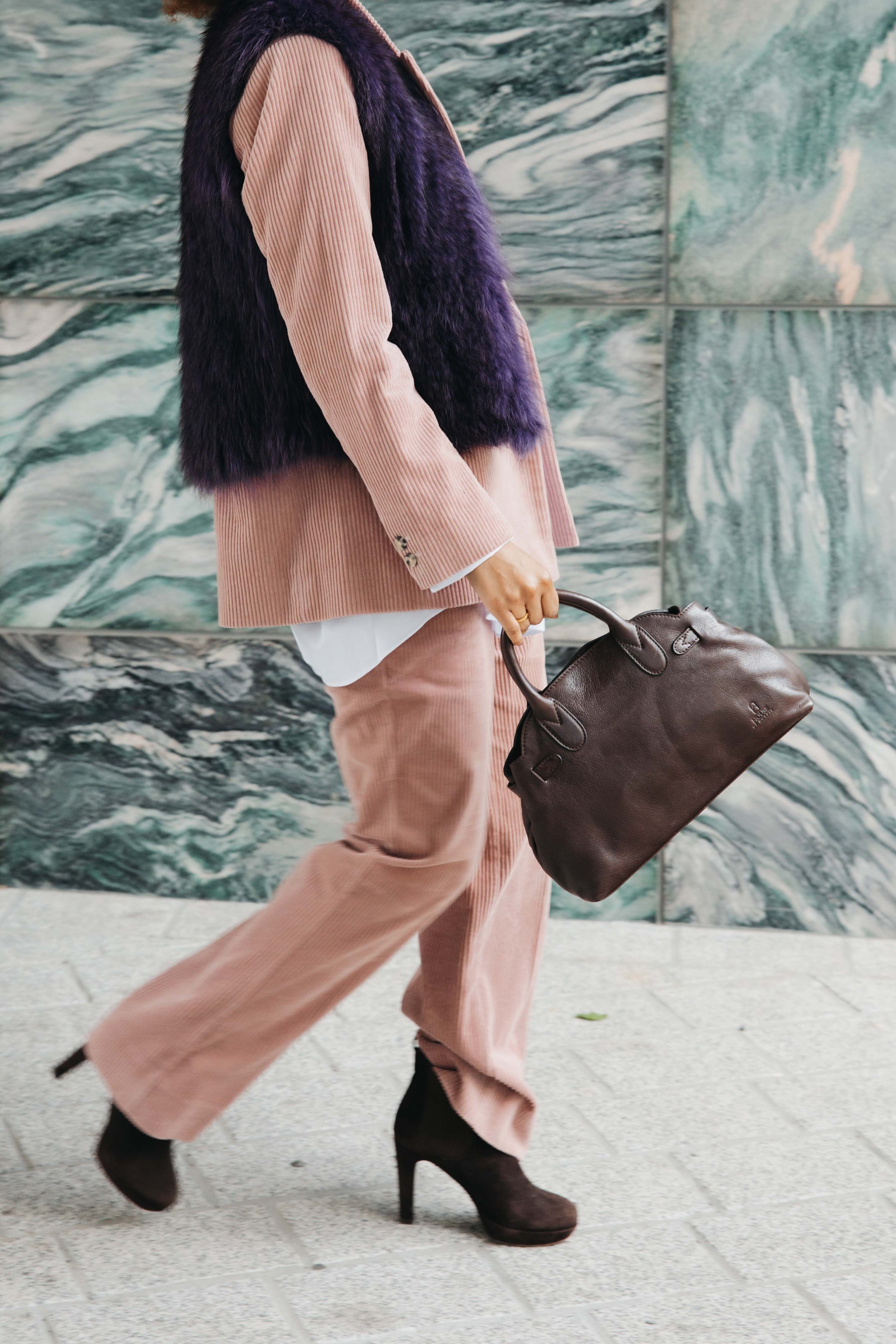 House-of-Nordic_3040130-Brown_M8.jpg
