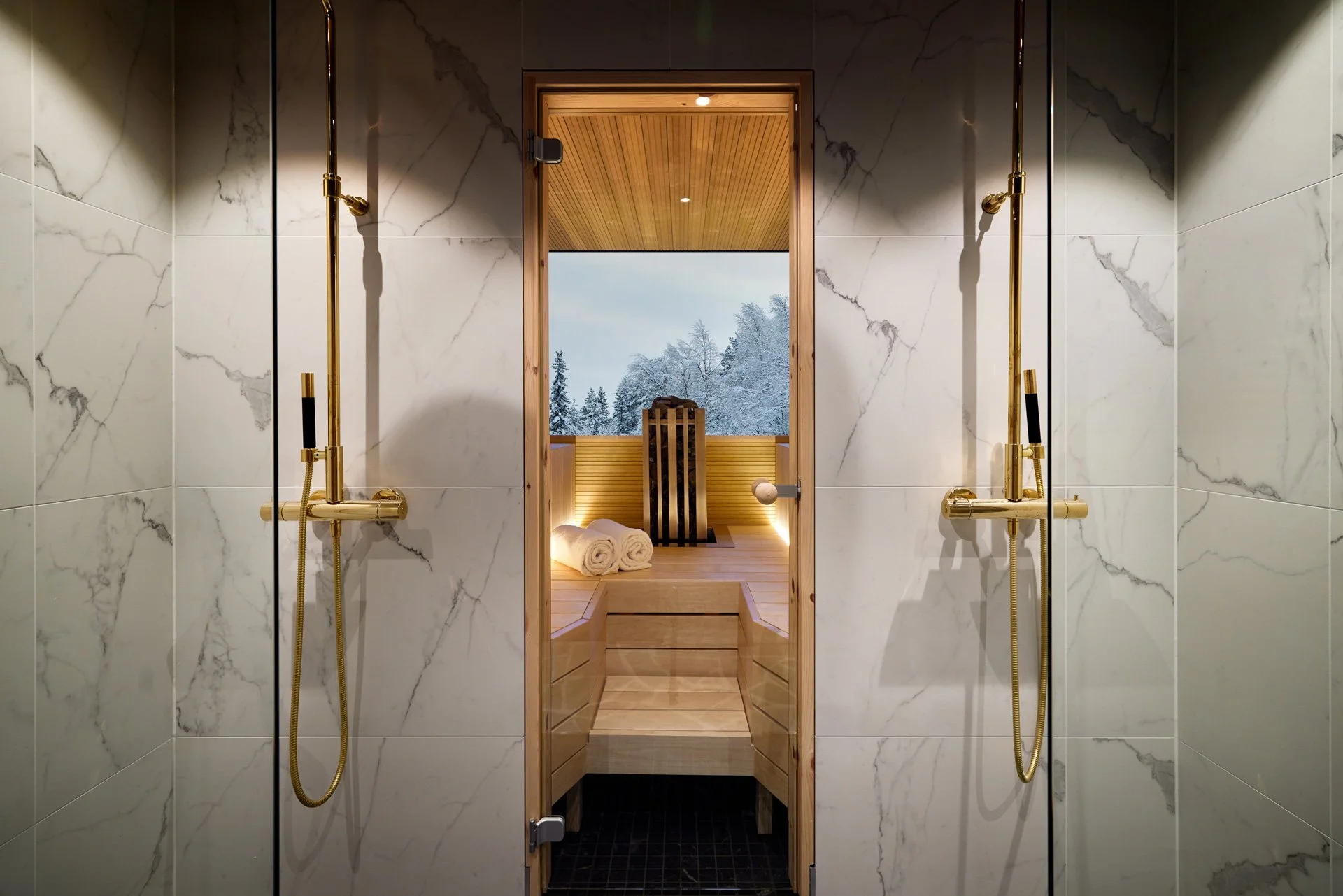 dutchen-lapland-finland-2-9-douche-web.jpg