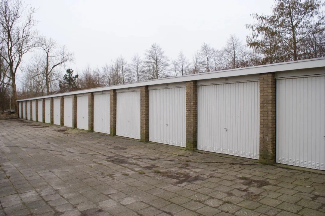 Garagebox.jpg
