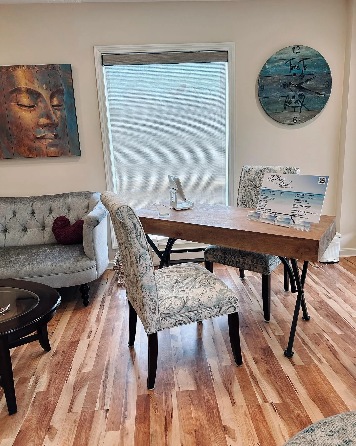 Big Shifts Are on the Horizon! ✨
The energy is shifting, and so am I! 
After years of incredible connections and transformations, it’s time for something new. 
A fresh space (location TBD!), new offerings, a new website with even more ways t