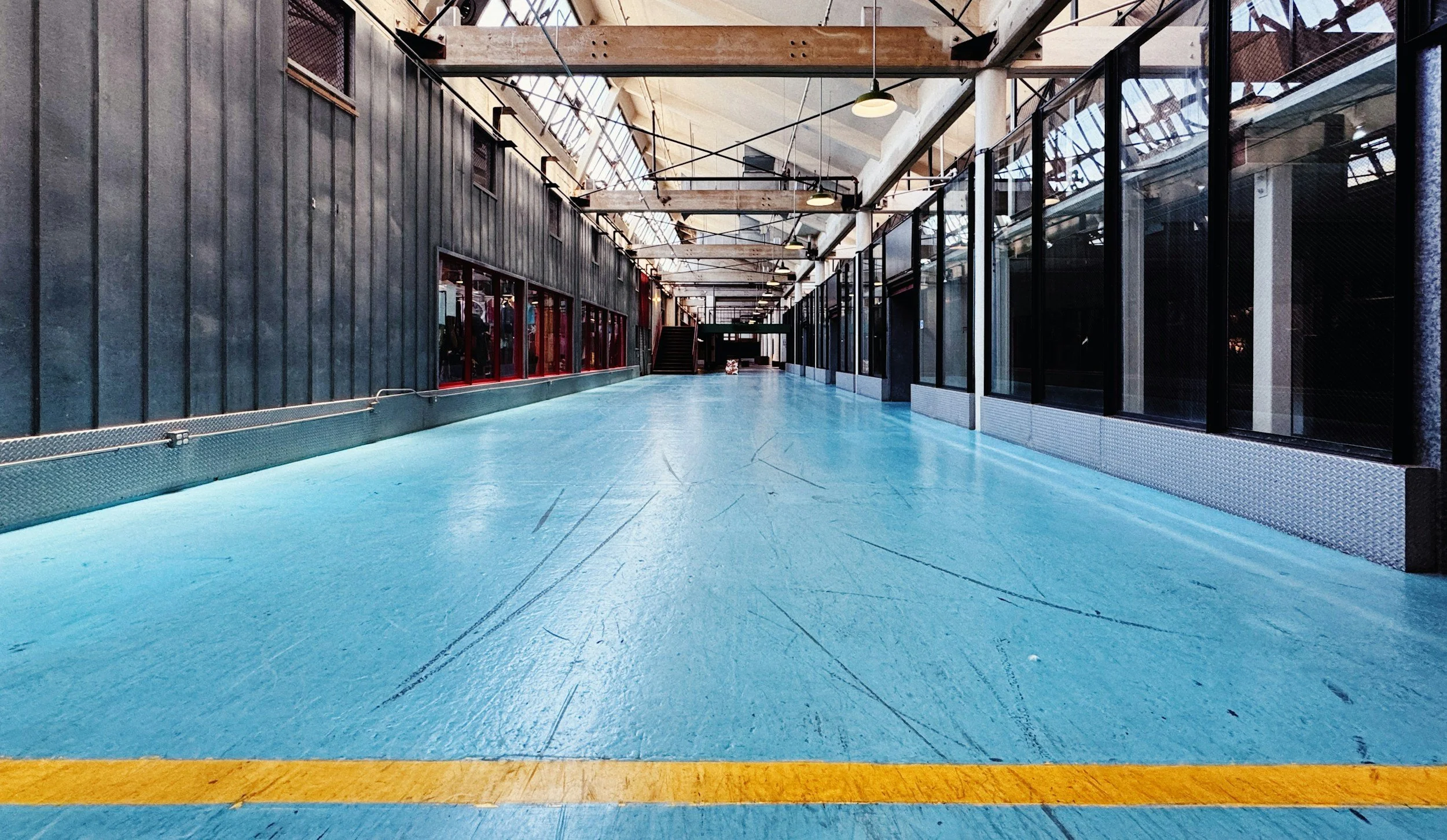 Concrete Grinding &amp; Sealing vs Epoxy Floors: Which Is Right for You?