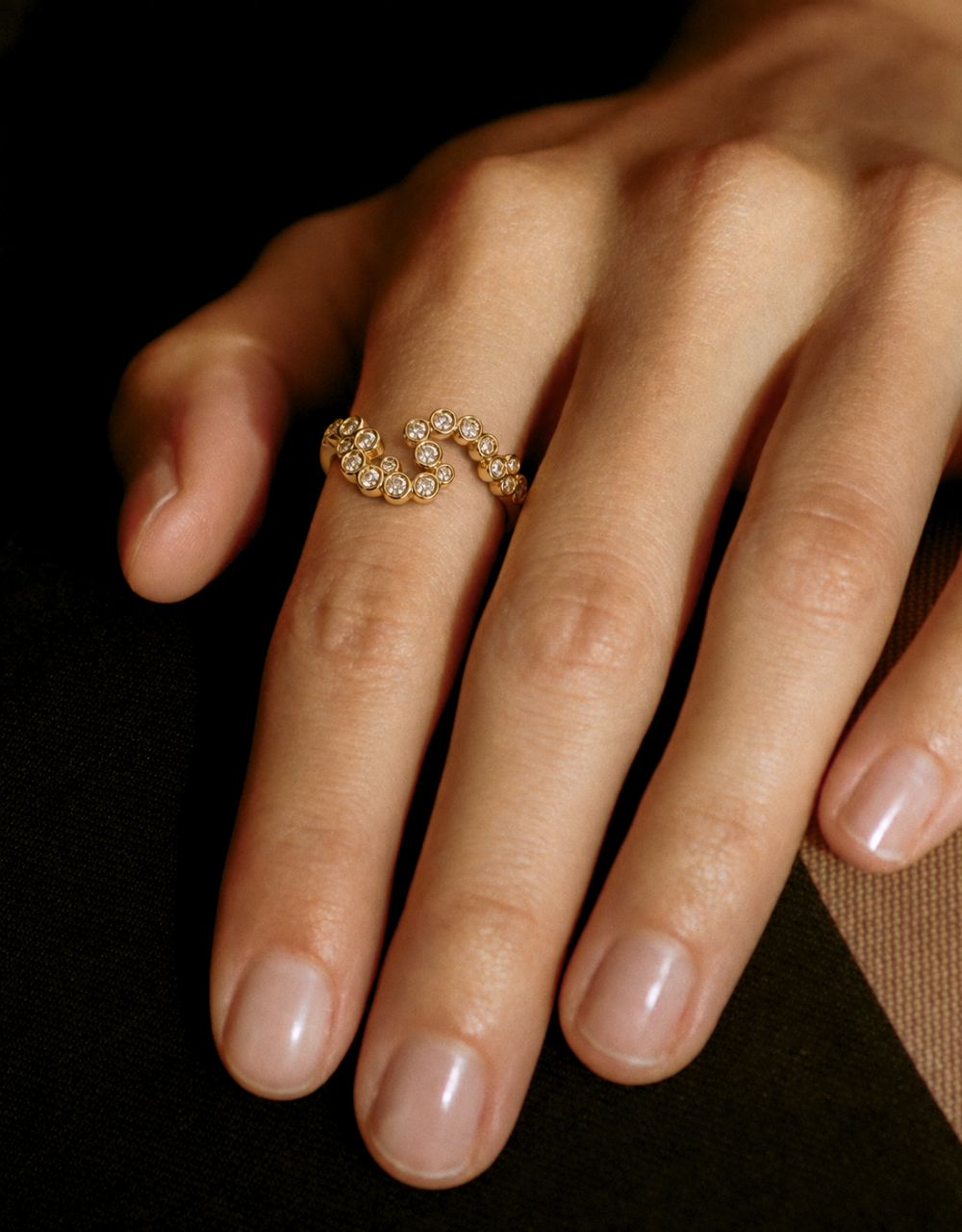 monica-camperi-ring-steel-rose-9k-gold-lab-diamonds-5.png