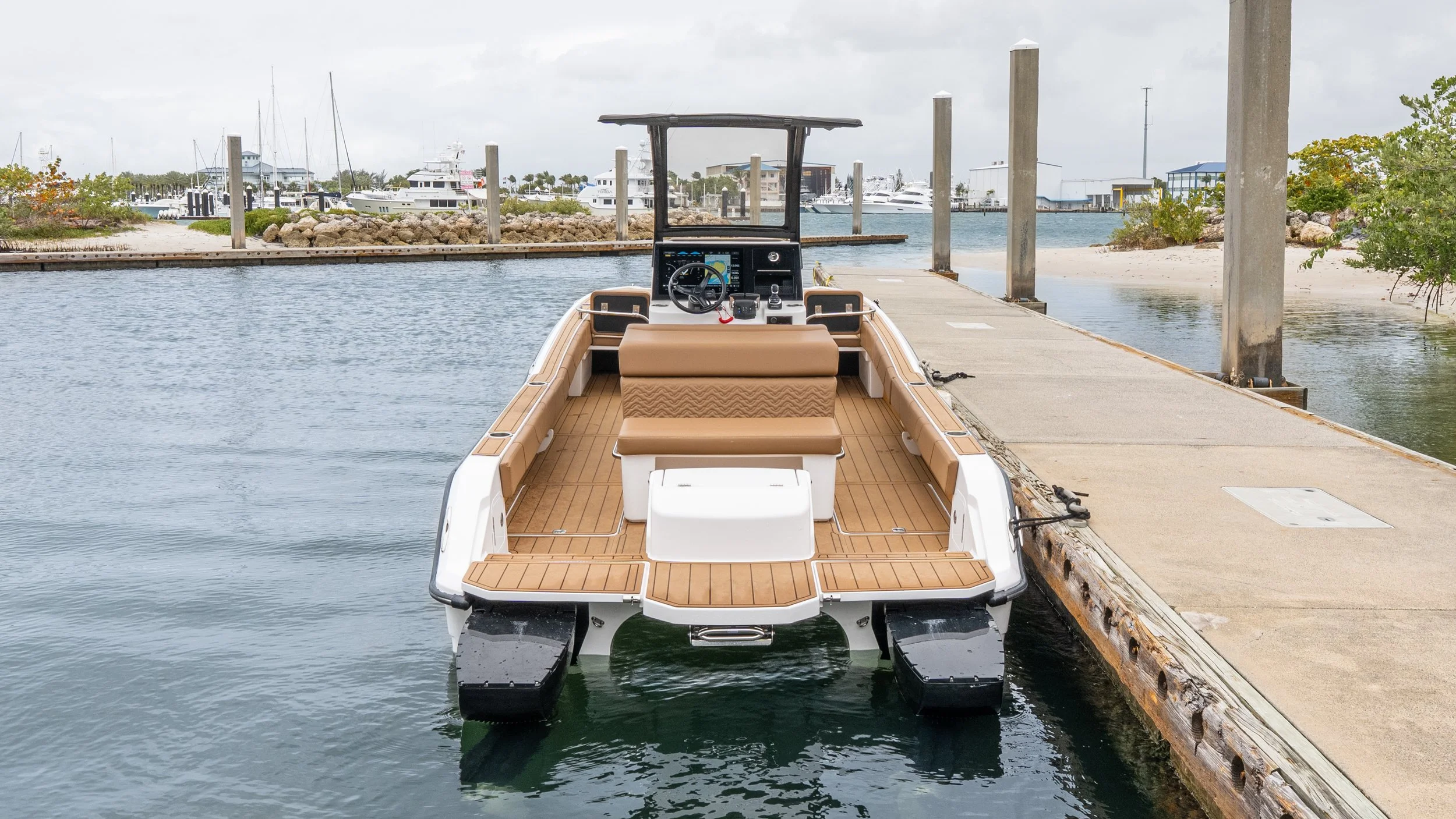 Electrified Marina-Listing-on-YachtWay-10.jpg