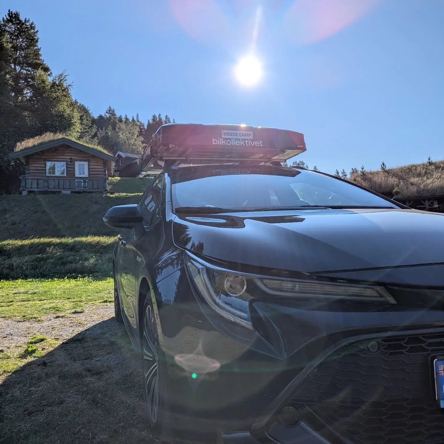 Tak over hodet – bokstavlig talt!
#eventyr #norsecamp #taktelt #fricamping #toyotacorolla