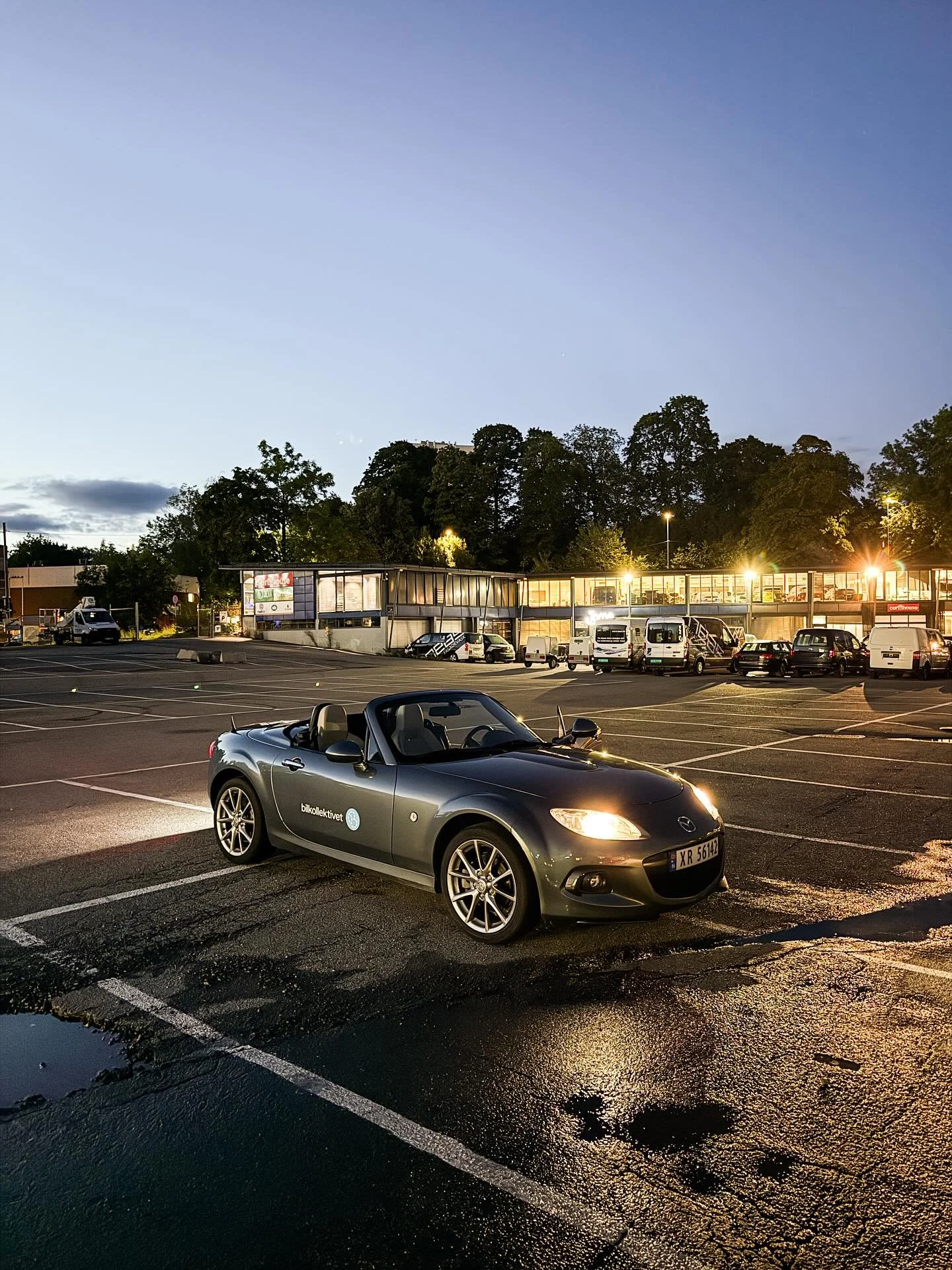 Vi deler MX-5. Konkurrentene tør ikke.
#bilkollektivet #mx5 #miata