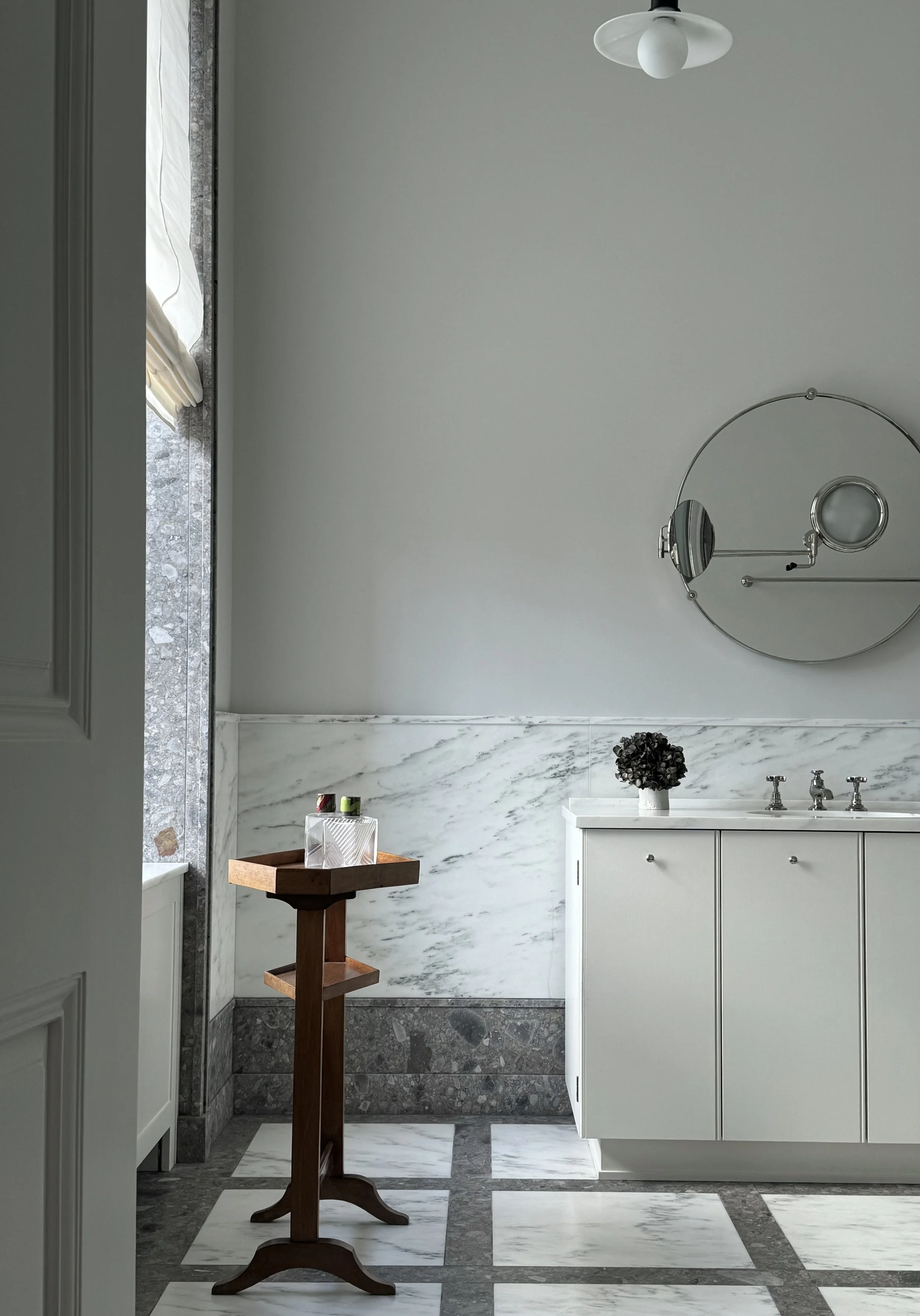 FIFTH AVE BATHROOM #1.jpeg