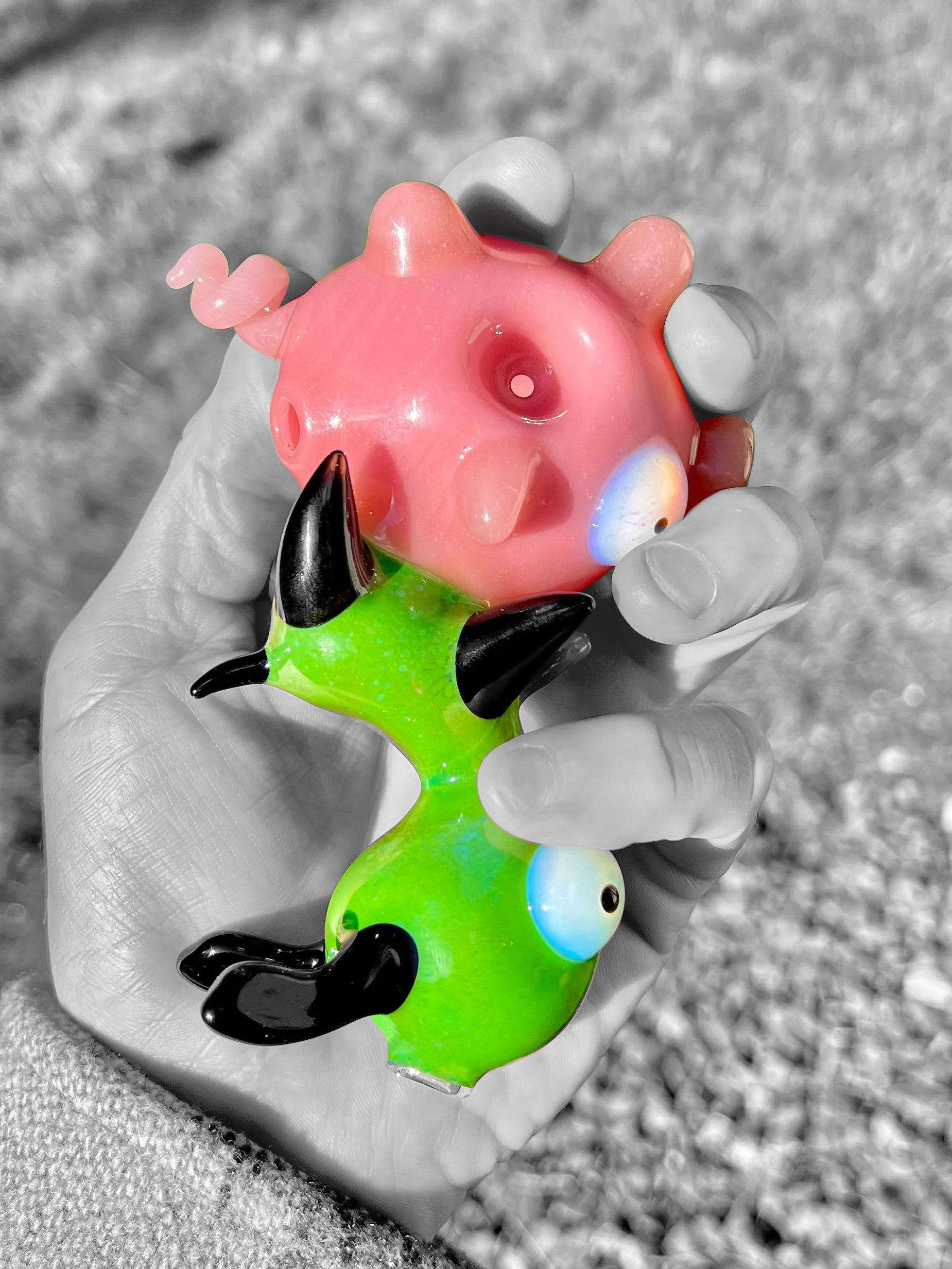 J Smart Glass Shop Hand-Pipes-Gir-n-Piggie-Hand-Pipe-Bottom.jpg