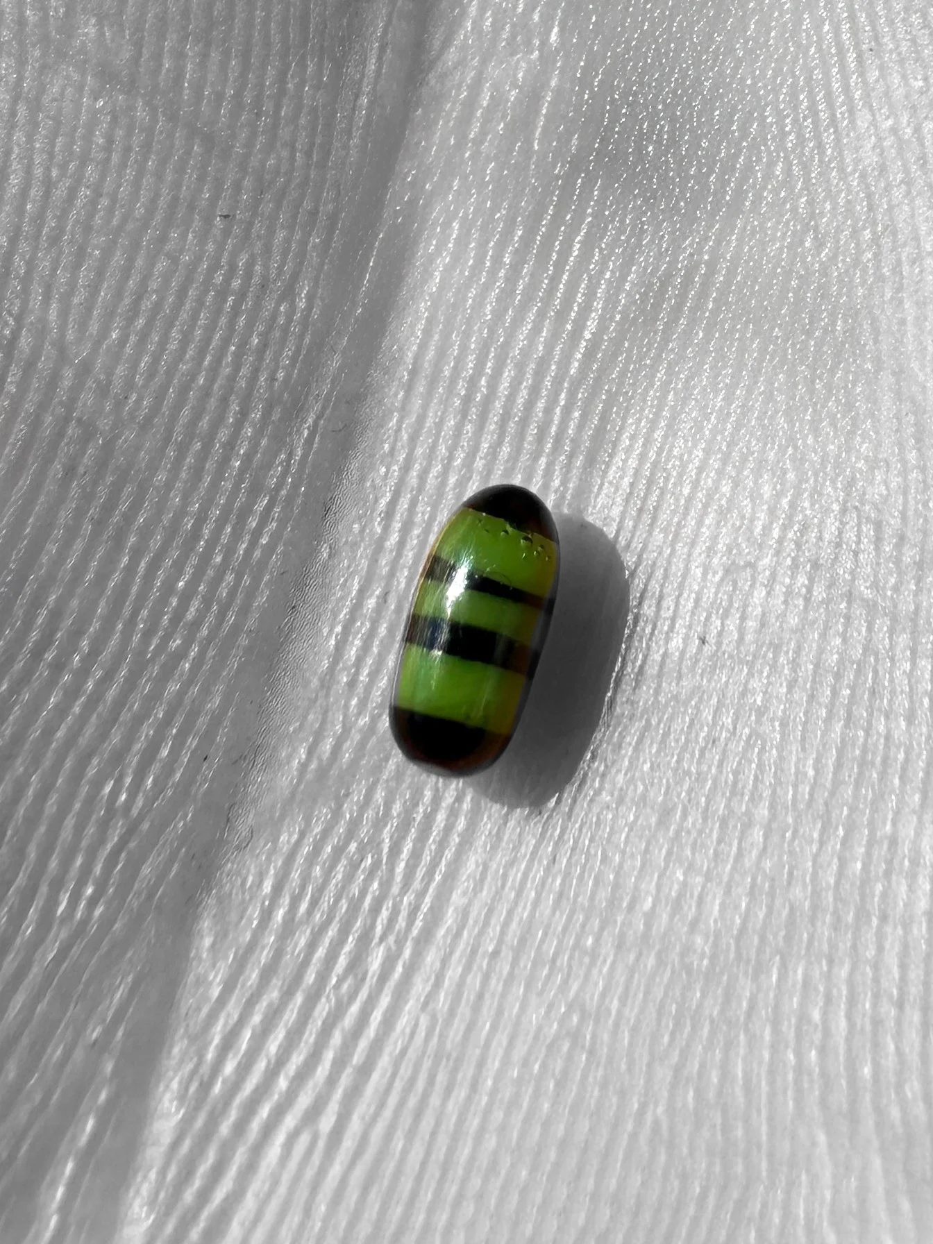 J-Smart-Glass-Pendants-Halloween-Oogie's-Bugs-5.jpg