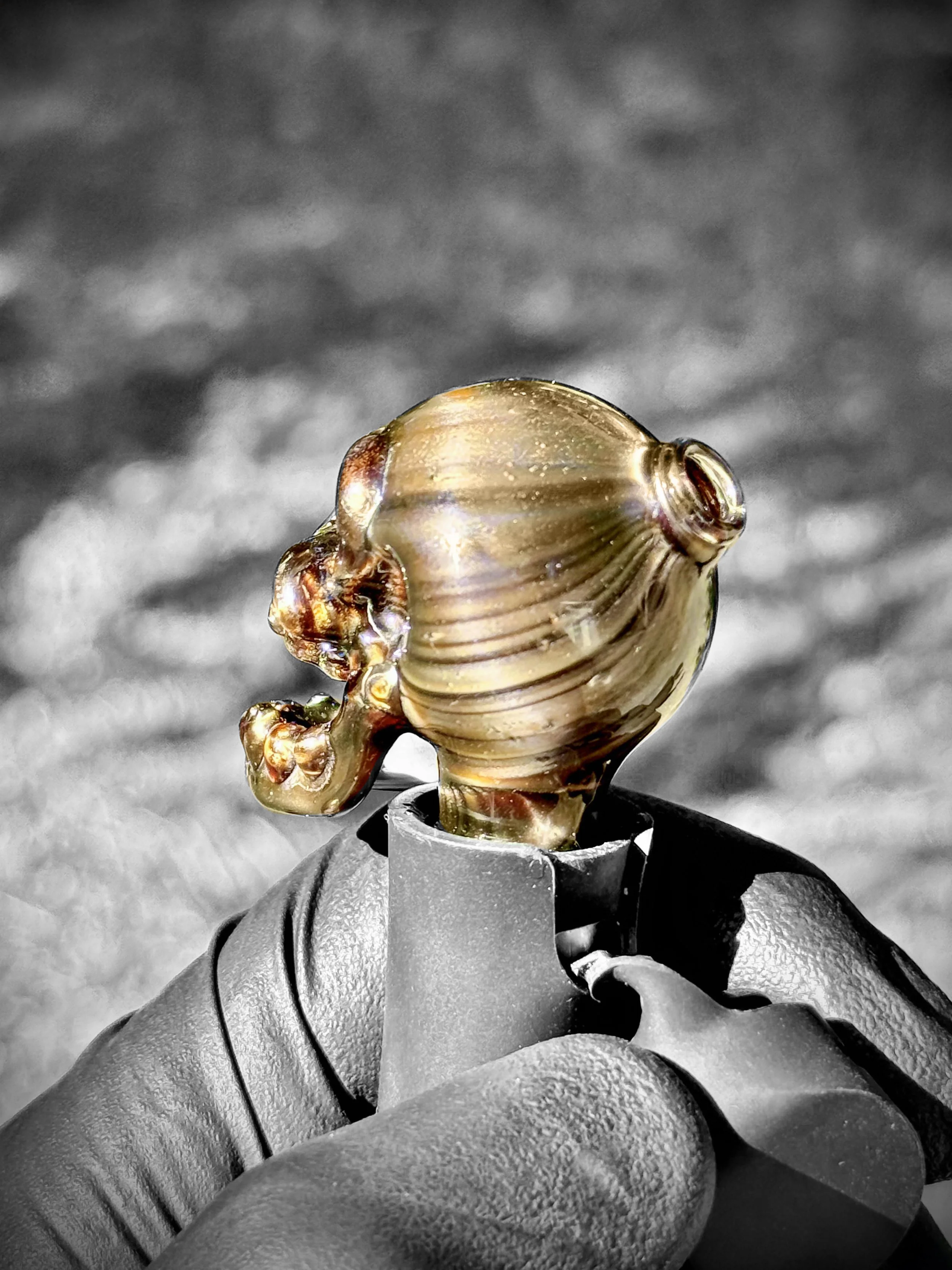 J Smart Glass Puffco Pivot Top Skull Electrum Back.jpg