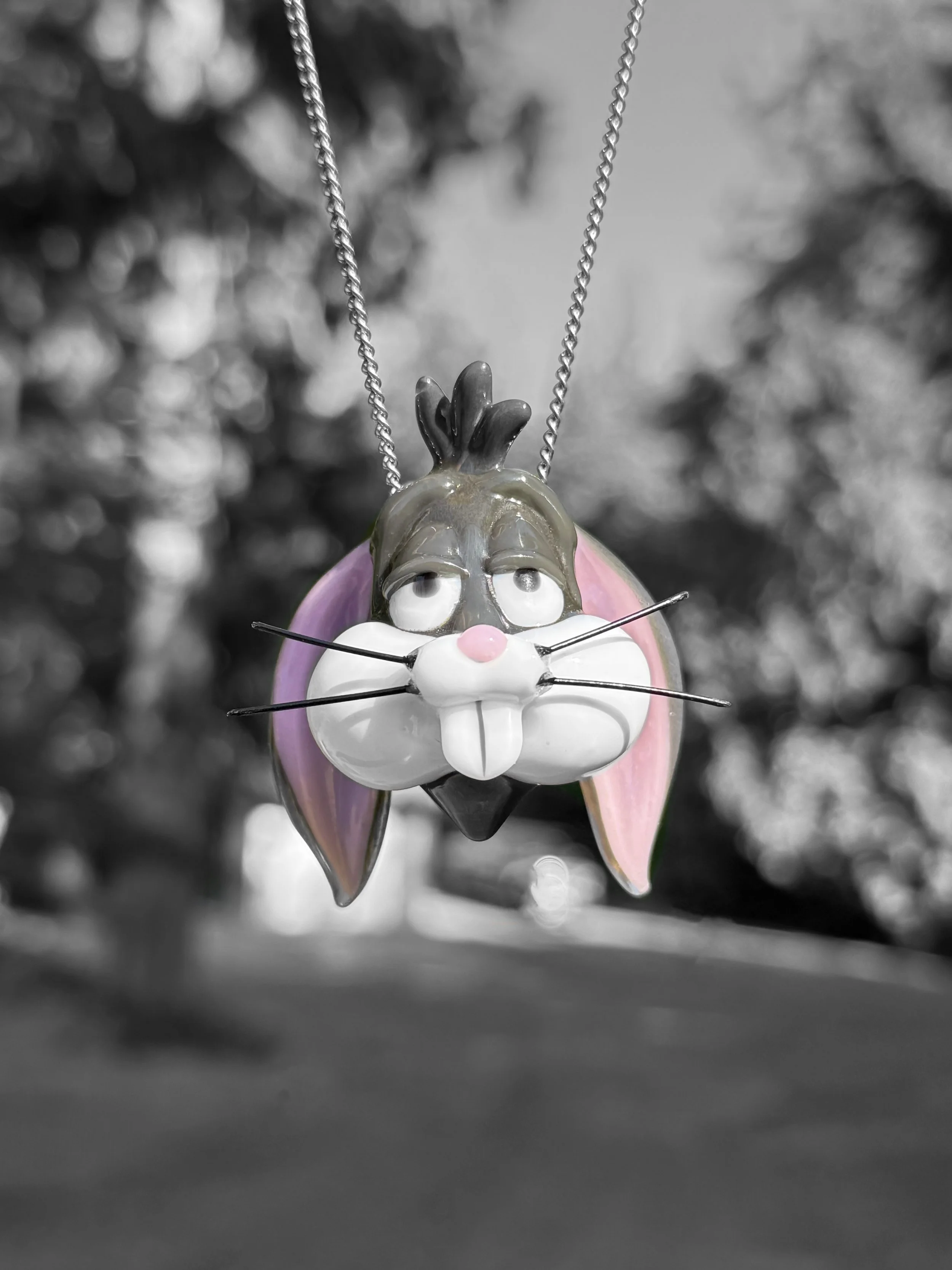 J Smart Glass Pendants Bugs Bunny hand mixed colors front chain.jpg