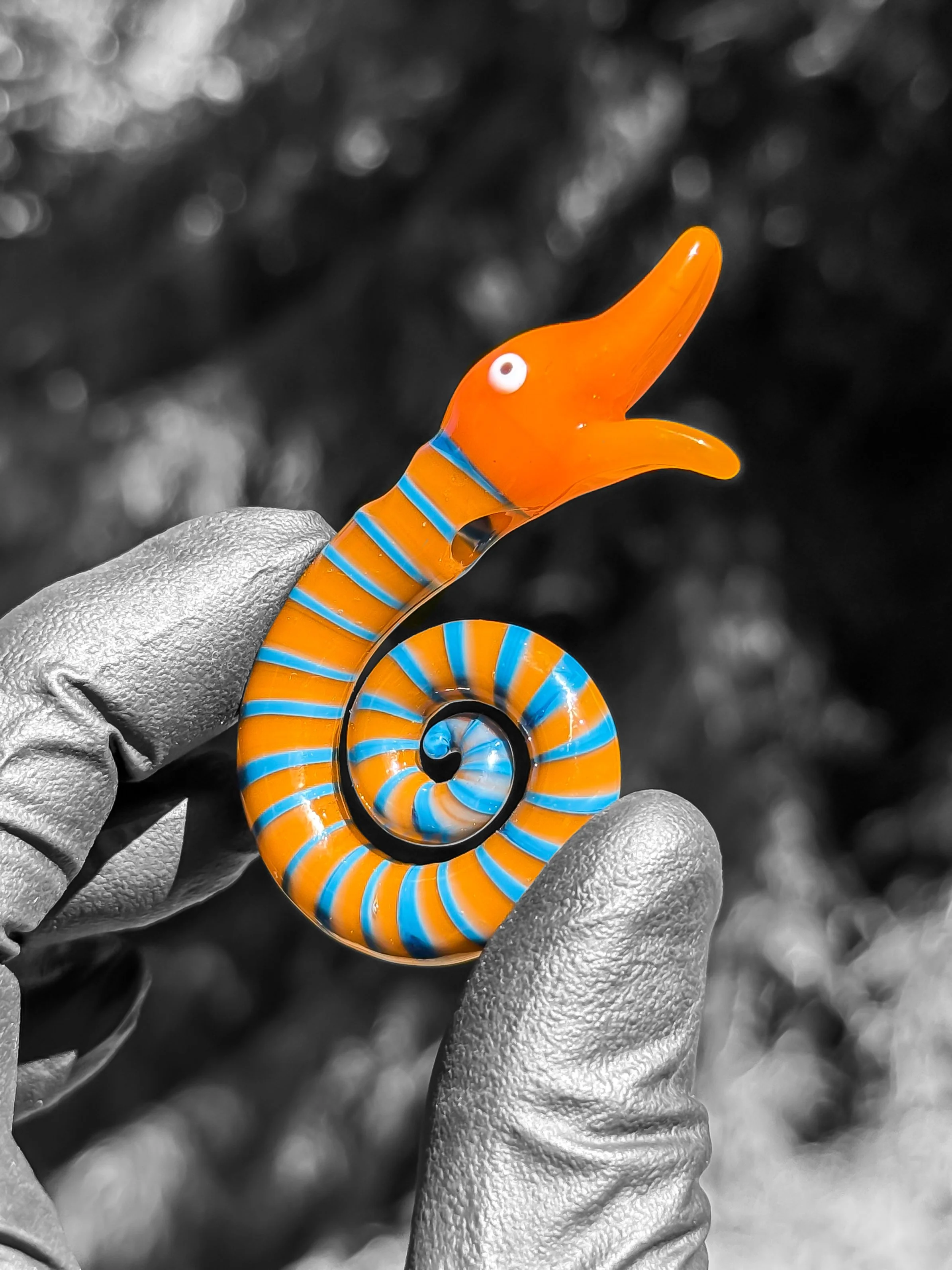 J Smart Glass Pendants Halloween Snake.jpg