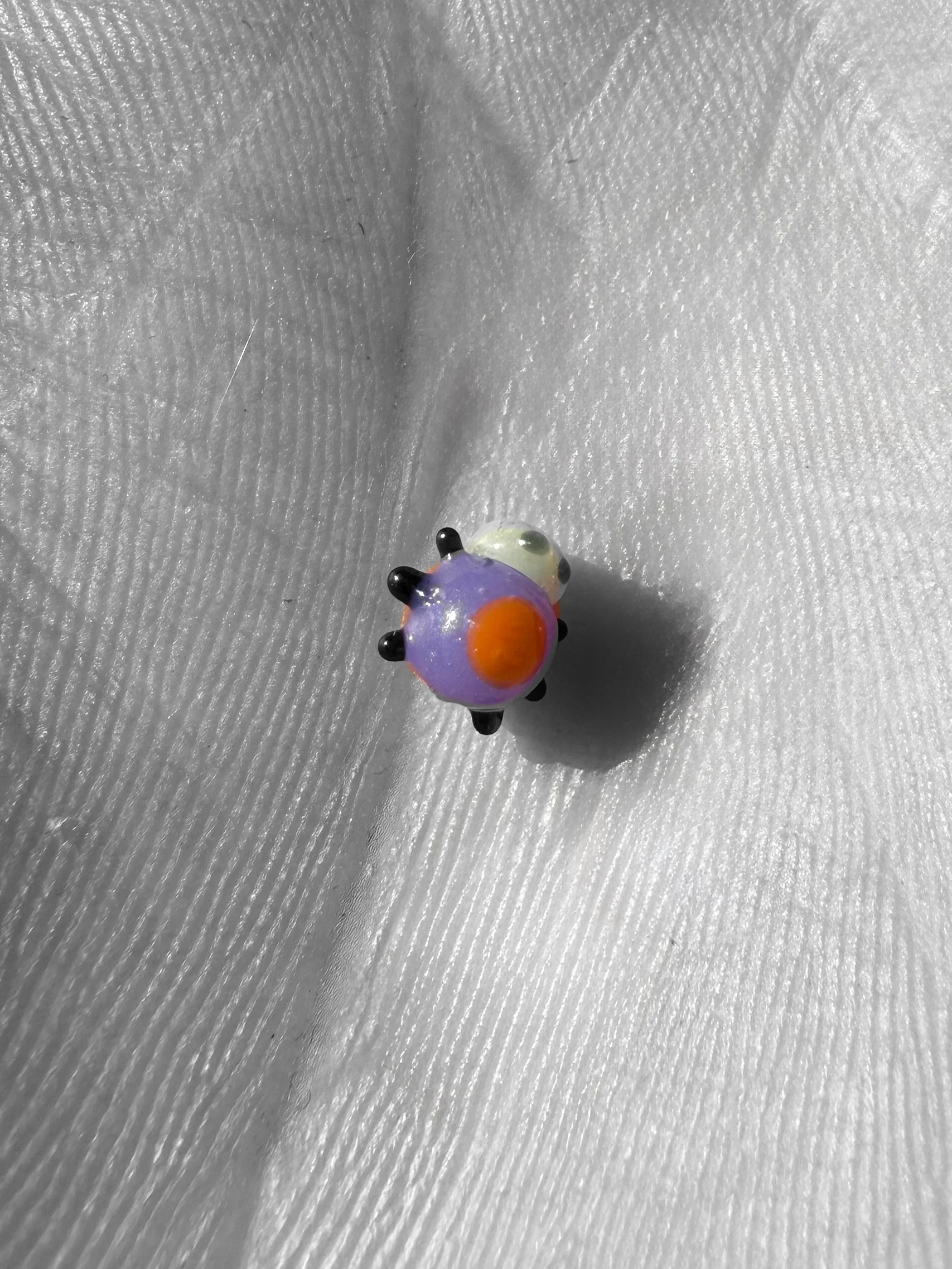 J-Smart-Glass-Pendants-Halloween-Oogie's-Bugs3.jpg