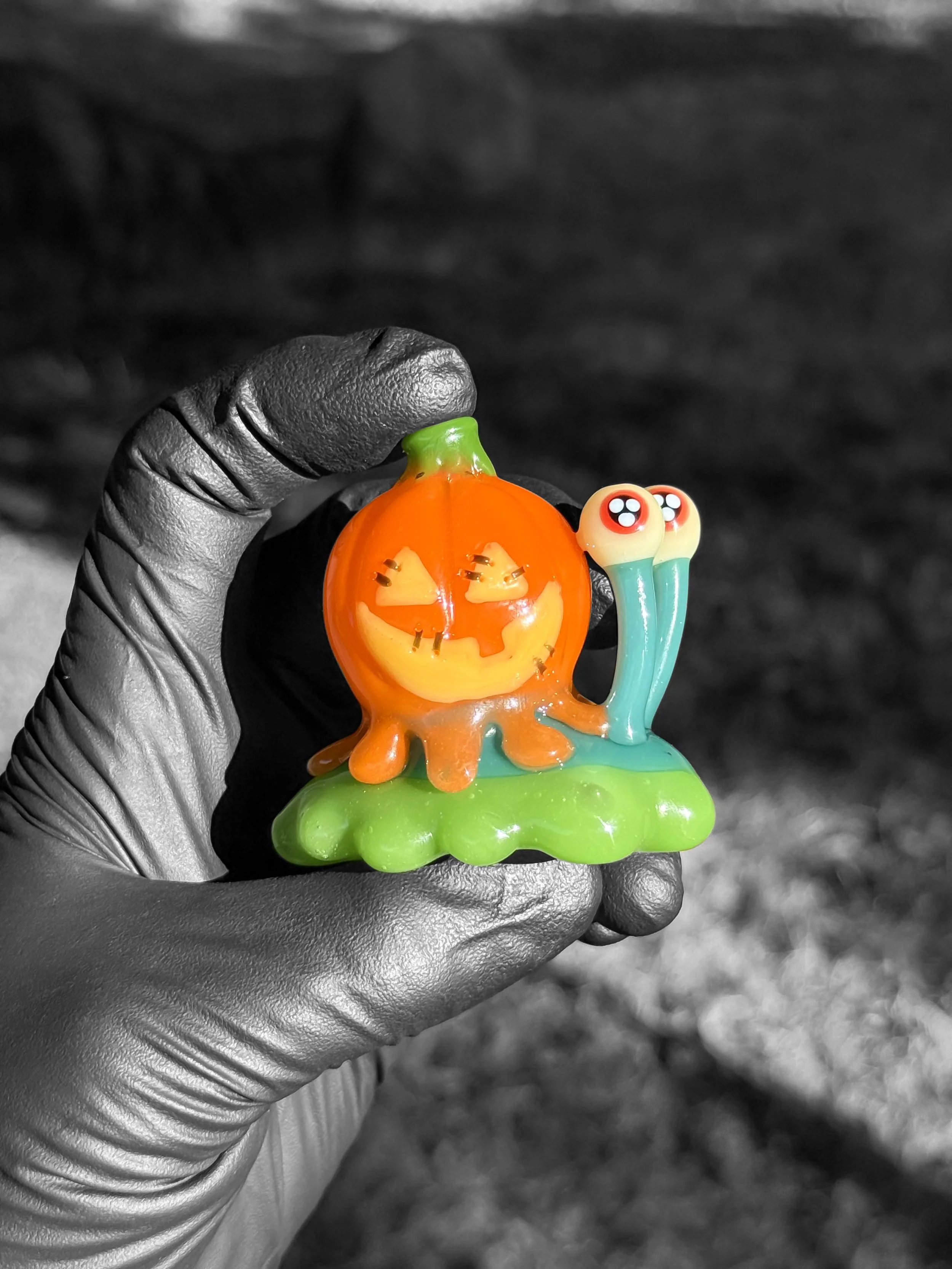 J Smart Glass Dry Functional Halloween Gary Chillum front side.jpg