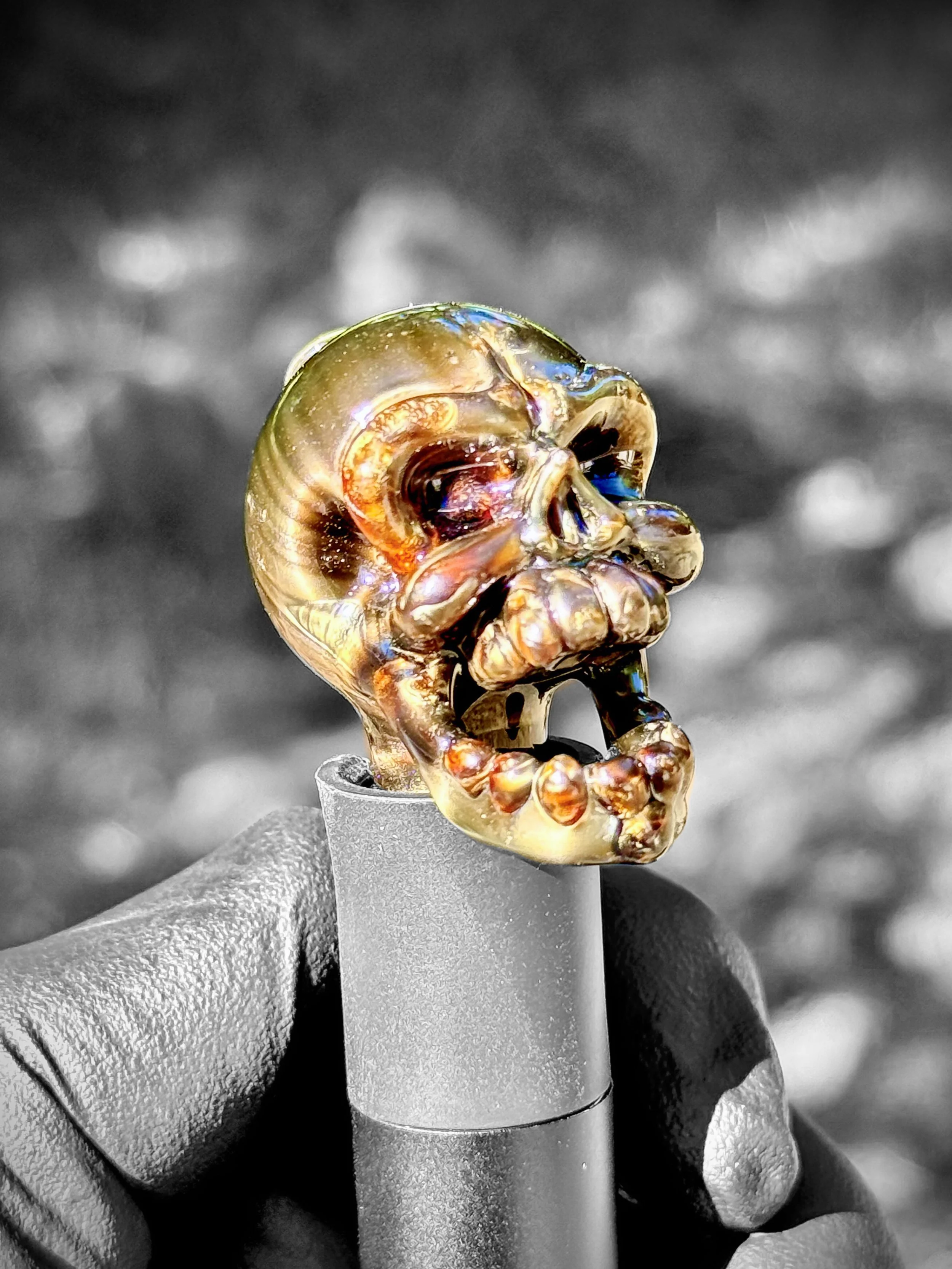 J Smart Glass Puffco Pivot Top Skull Electrum Front Side.jpg