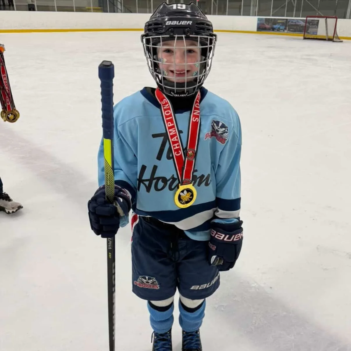 Big congrats to Lillian and her U9 HL Hockey Team &mdash; GOLD MEDAL WINNERS at the Oakville &ldquo;Survive the Hive&rdquo; Tournament! 🎉 They went 7&ndash;0 over 3 action-packed days, finishing 1st out of 30 teams in their division! Huge thank you 