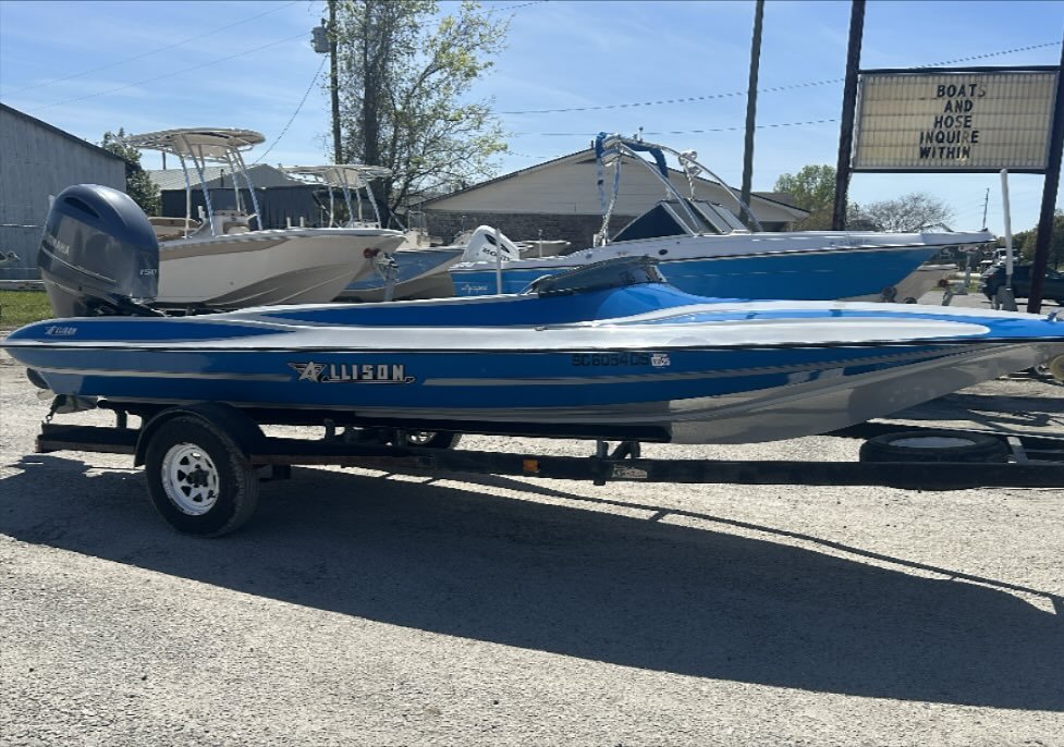 Consignment spotlight. Fully restored blast from the past! Link in stories. #boats #restoration #used #deals #charlestonsc