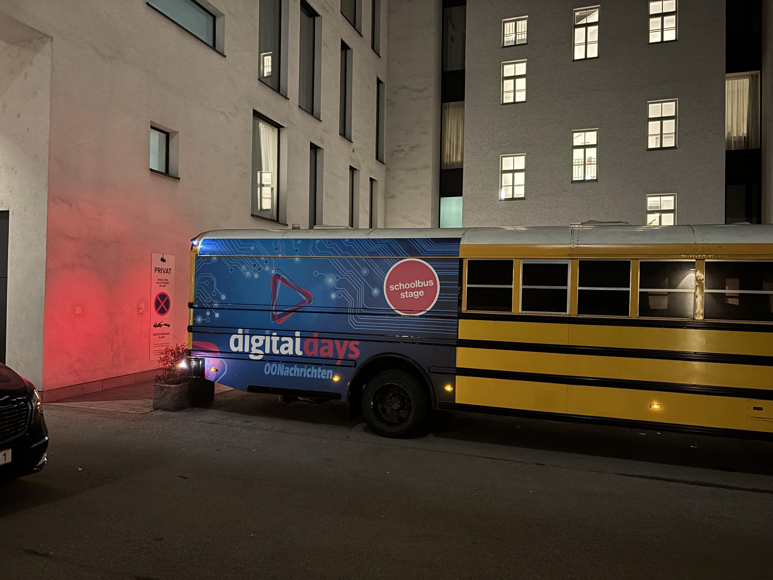 Schoolbus auf den OÖ Nachrichten DigiDays
