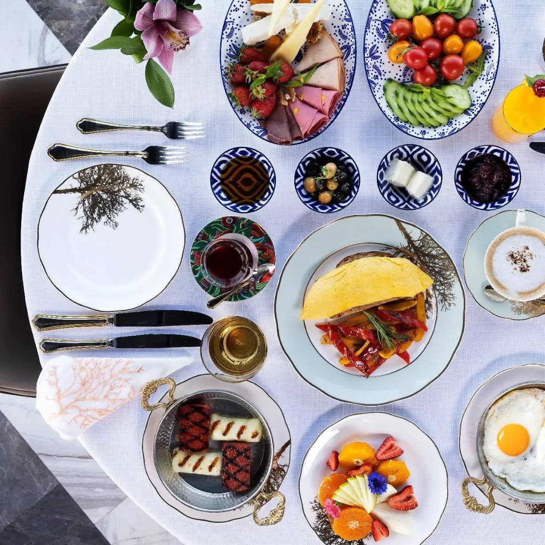 Aya Sultanahmet Hotel is ready for a delicious weekend routine! ✨

Aya Sultanahmet Hotel size lezzetli bir haftasonu rutini sunmaya hazır! ✨

#sultanahmet #hagiasophia #historicpeninsula #istanbul
#bluemosque #breakfast #gourmet