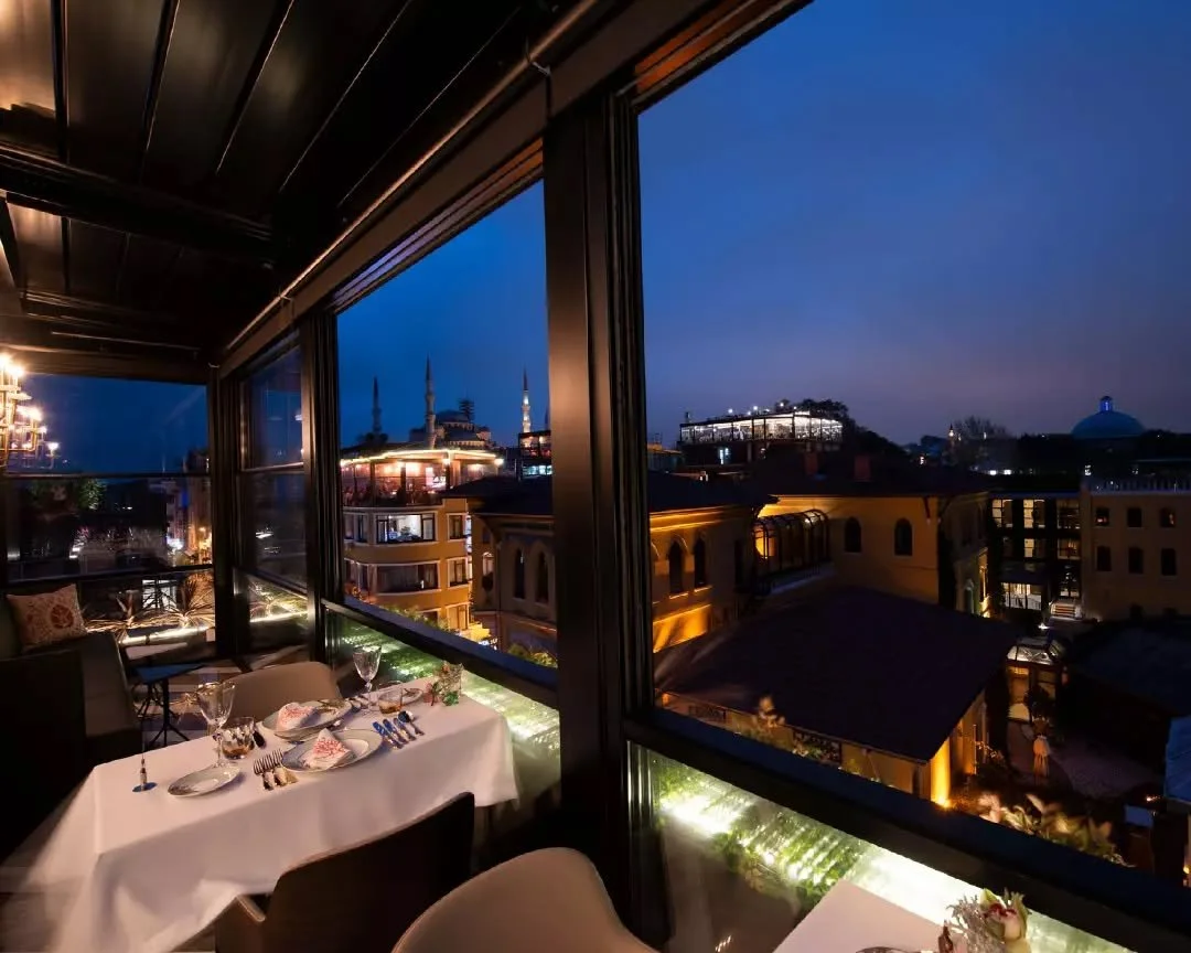 For every special day you want to remember @ayasultanahmet.hotel &hellip;

Hatırlamak istediğiniz t&uuml;m &ouml;zel g&uuml;nleriniz i&ccedil;in @ayasultanahmet.hotel
...

#sultanahmet #hagiasophia #historicpeninsula #istanbul
#bluemosque