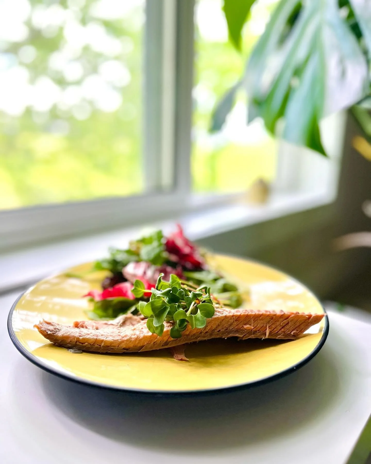 Add diverse colours, textures and nutrients to all your meals 🌱 

#healthyeating #foodie #microgreensyyc #superfood #farmtotable #supportlocal #nutrientdense #beautifulplate #eatyourgreens